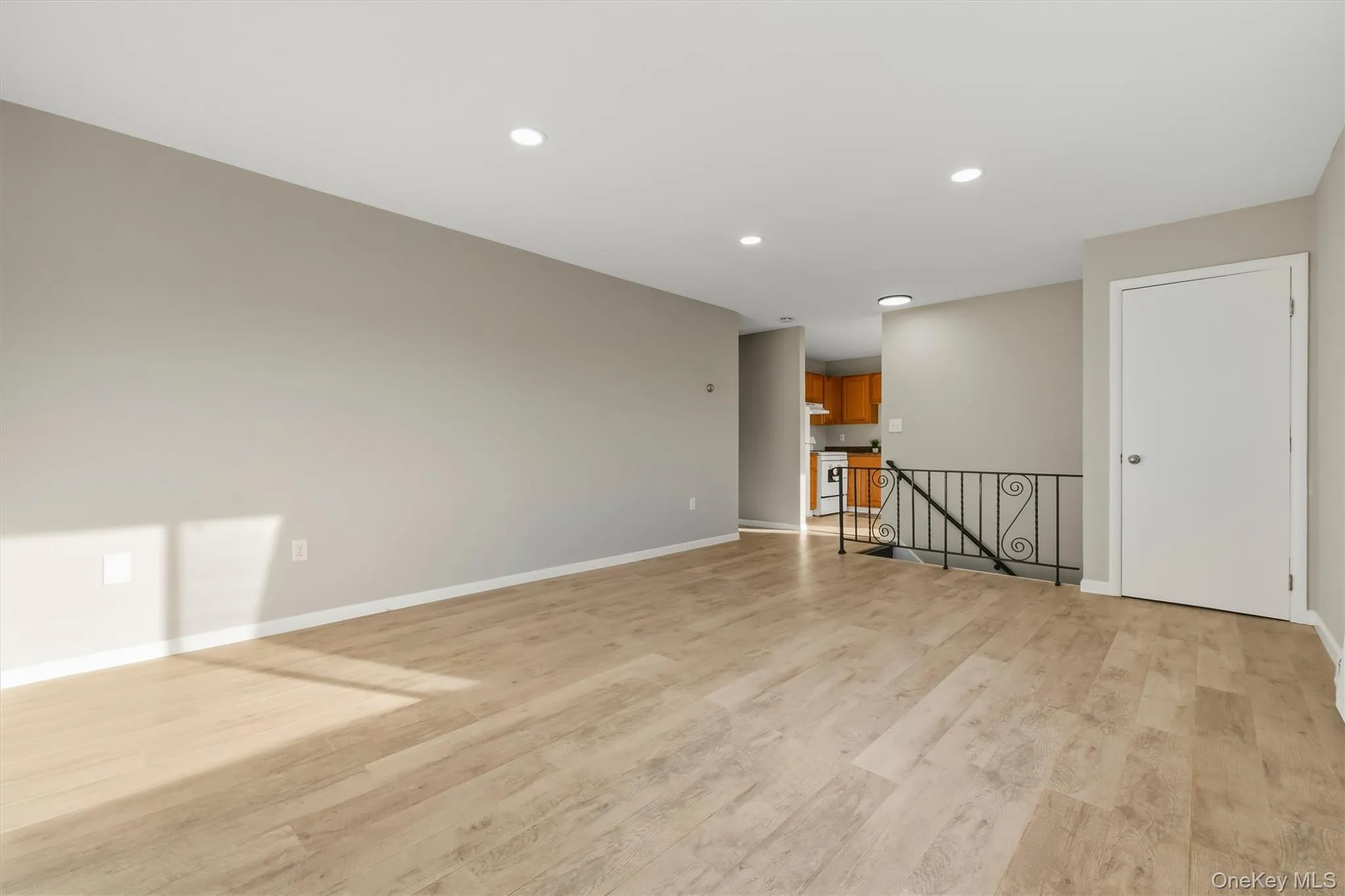 2740 South Road, Poughkeepsie (town), NY, 1 Bedroom Bedrooms, 4 Rooms Rooms,1 BathroomBathrooms,Residential,For Rent,South,0,1061330 2740 South Road, Poughkeepsie (town), NY, 1 Bedroom Bedrooms, 4 Rooms Rooms,1 BathroomBathrooms,Residential,For Rent,South,0,1061330