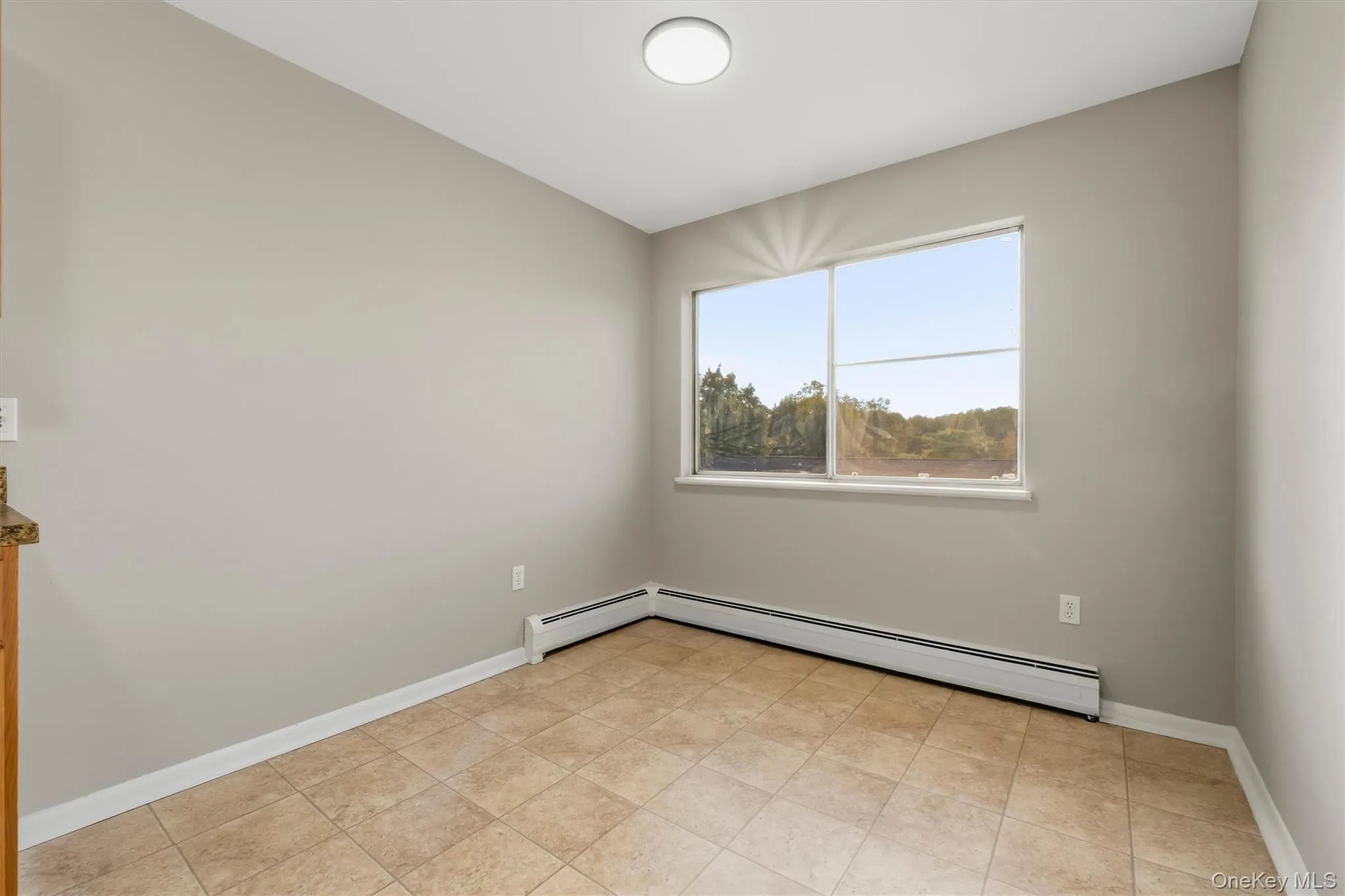 2740 South Road, Poughkeepsie (town), NY, 1 Bedroom Bedrooms, 4 Rooms Rooms,1 BathroomBathrooms,Residential,For Rent,South,0,1061330 2740 South Road, Poughkeepsie (town), NY, 1 Bedroom Bedrooms, 4 Rooms Rooms,1 BathroomBathrooms,Residential,For Rent,South,0,1061330