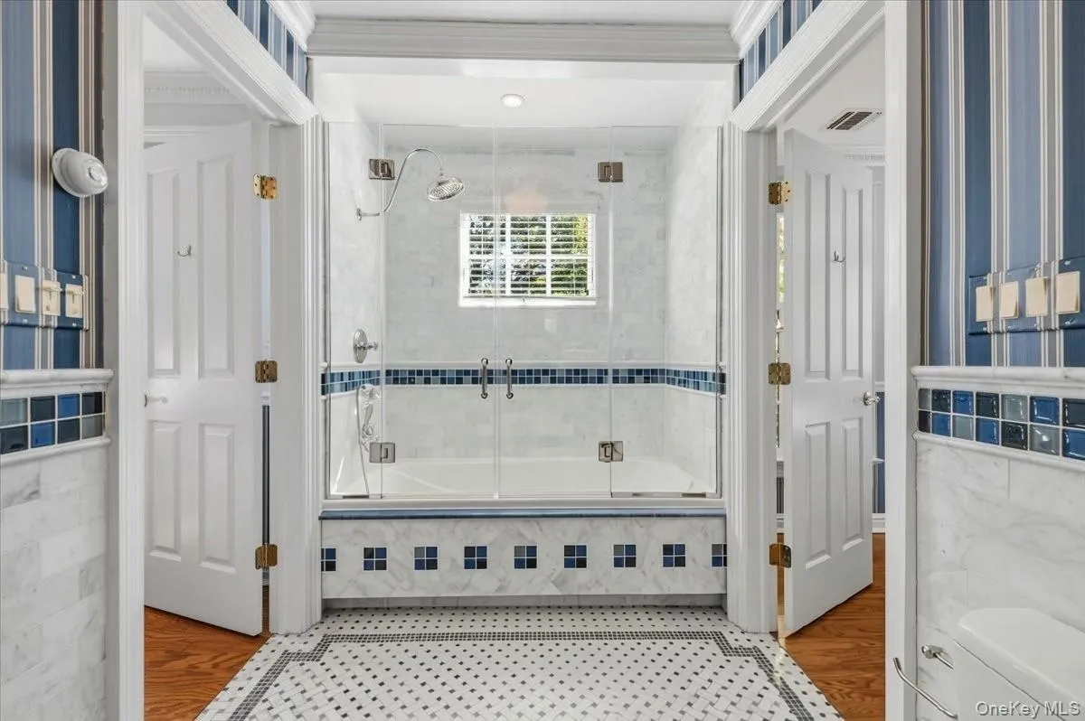 220 Causeway, Hempstead, NY, 7 Bedrooms Bedrooms, 14 Rooms Rooms,6 BathroomsBathrooms,Residential,For Rent,Causeway,0,1061332 220 Causeway, Hempstead, NY, 7 Bedrooms Bedrooms, 14 Rooms Rooms,6 BathroomsBathrooms,Residential,For Rent,Causeway,0,1061332