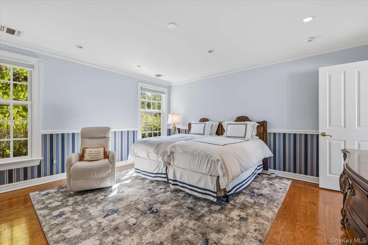 220 Causeway, Hempstead, NY, 7 Bedrooms Bedrooms, 14 Rooms Rooms,6 BathroomsBathrooms,Residential,For Rent,Causeway,0,1061332 220 Causeway, Hempstead, NY, 7 Bedrooms Bedrooms, 14 Rooms Rooms,6 BathroomsBathrooms,Residential,For Rent,Causeway,0,1061332