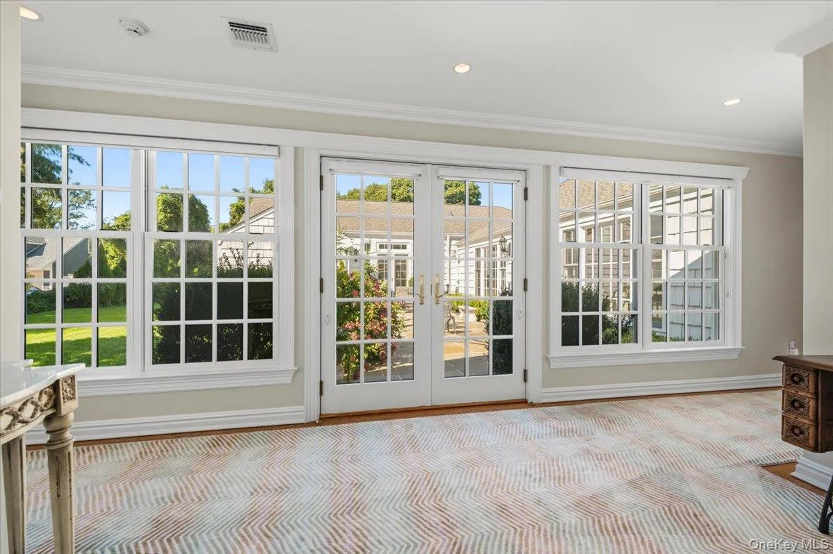 220 Causeway, Hempstead, NY, 7 Bedrooms Bedrooms, 14 Rooms Rooms,6 BathroomsBathrooms,Residential,For Rent,Causeway,0,1061332 220 Causeway, Hempstead, NY, 7 Bedrooms Bedrooms, 14 Rooms Rooms,6 BathroomsBathrooms,Residential,For Rent,Causeway,0,1061332