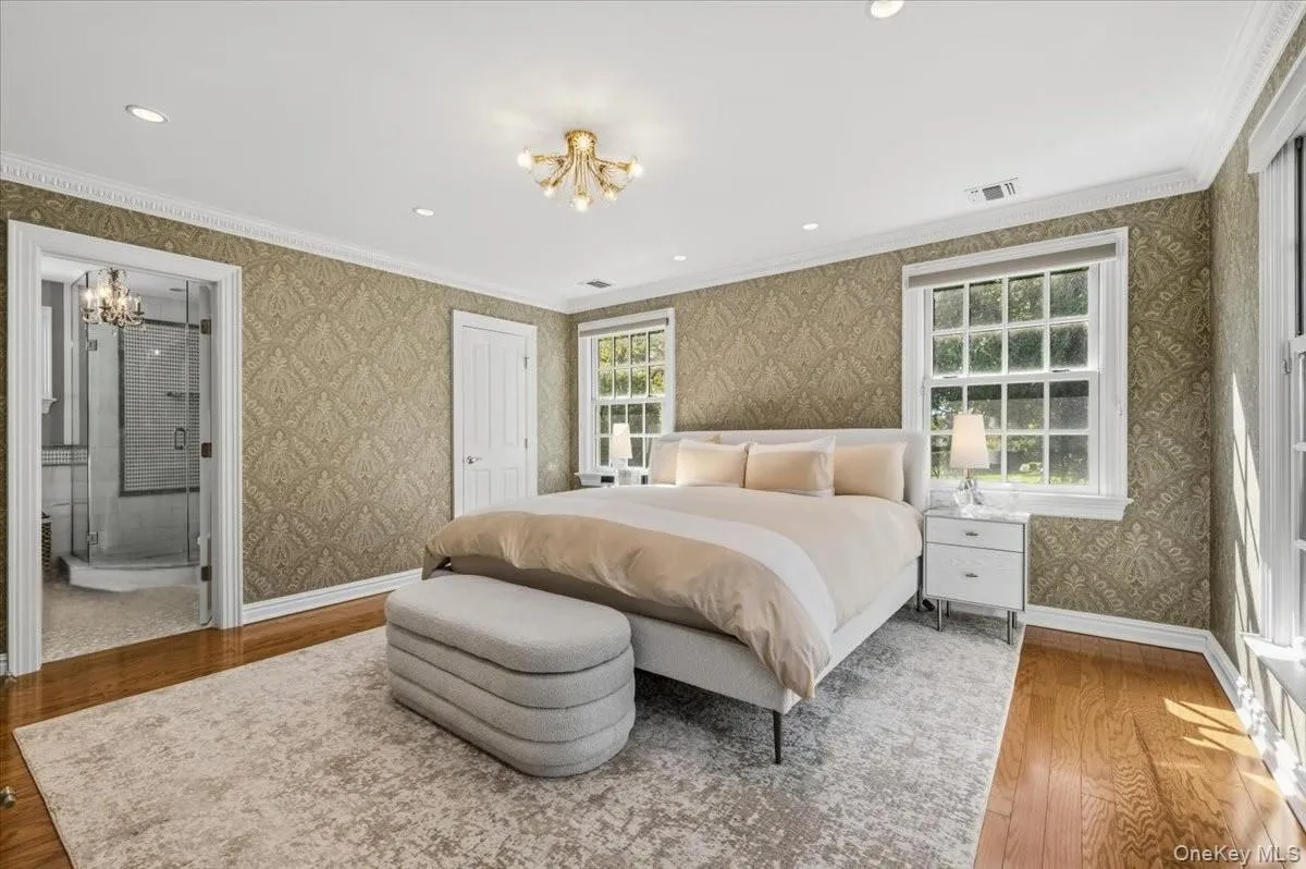 220 Causeway, Hempstead, NY, 7 Bedrooms Bedrooms, 14 Rooms Rooms,6 BathroomsBathrooms,Residential,For Rent,Causeway,0,1061332 220 Causeway, Hempstead, NY, 7 Bedrooms Bedrooms, 14 Rooms Rooms,6 BathroomsBathrooms,Residential,For Rent,Causeway,0,1061332