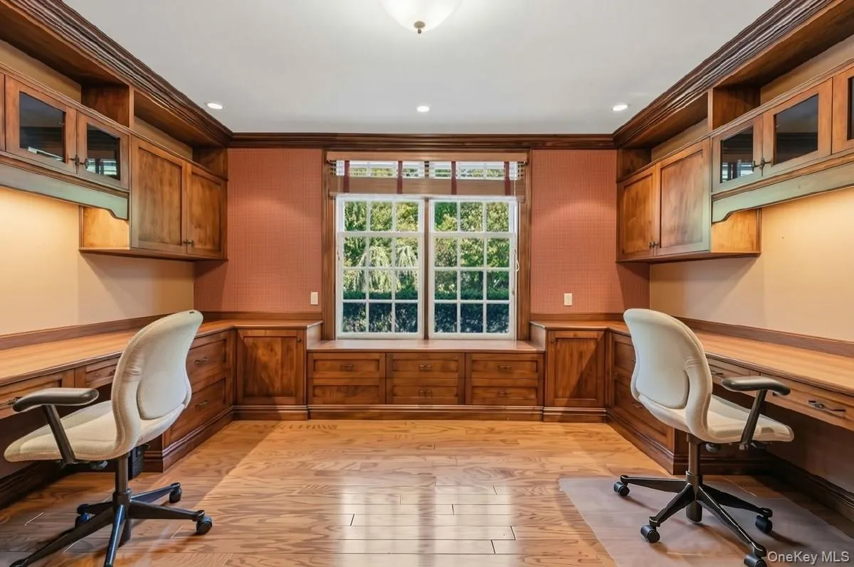 220 Causeway, Hempstead, NY, 7 Bedrooms Bedrooms, 14 Rooms Rooms,6 BathroomsBathrooms,Residential,For Rent,Causeway,0,1061332 220 Causeway, Hempstead, NY, 7 Bedrooms Bedrooms, 14 Rooms Rooms,6 BathroomsBathrooms,Residential,For Rent,Causeway,0,1061332