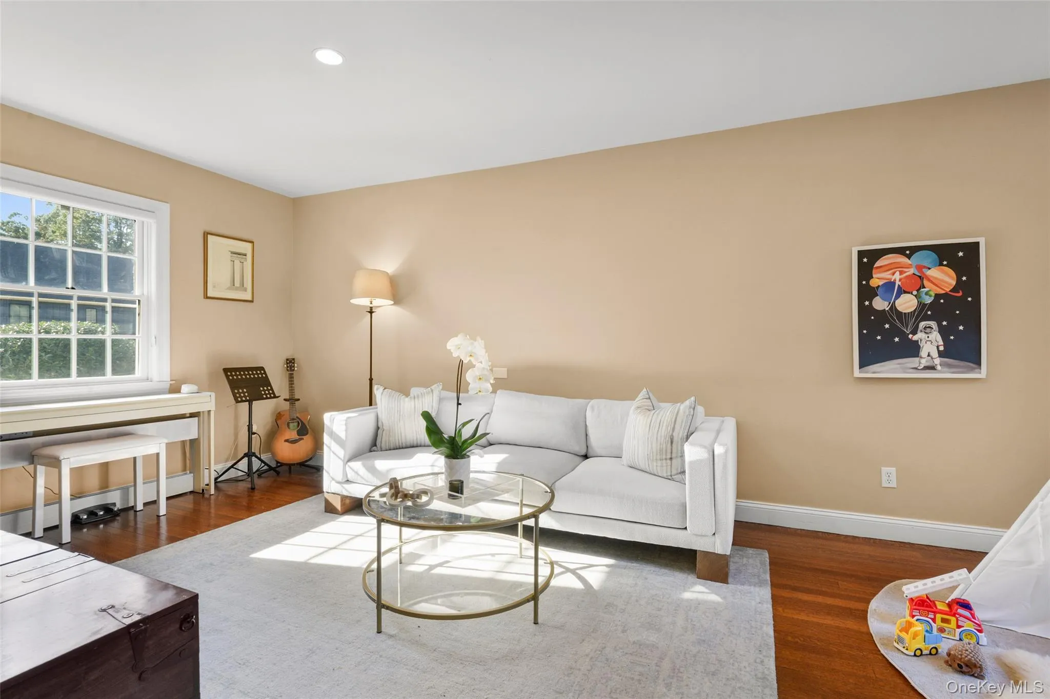 51 Maywood Road, New Rochelle, NY, 3 Bedrooms Bedrooms, 7 Rooms Rooms,2 BathroomsBathrooms,Residential,For Rent,Maywood,0,1061341 51 Maywood Road, New Rochelle, NY, 3 Bedrooms Bedrooms, 7 Rooms Rooms,2 BathroomsBathrooms,Residential,For Rent,Maywood,0,1061341