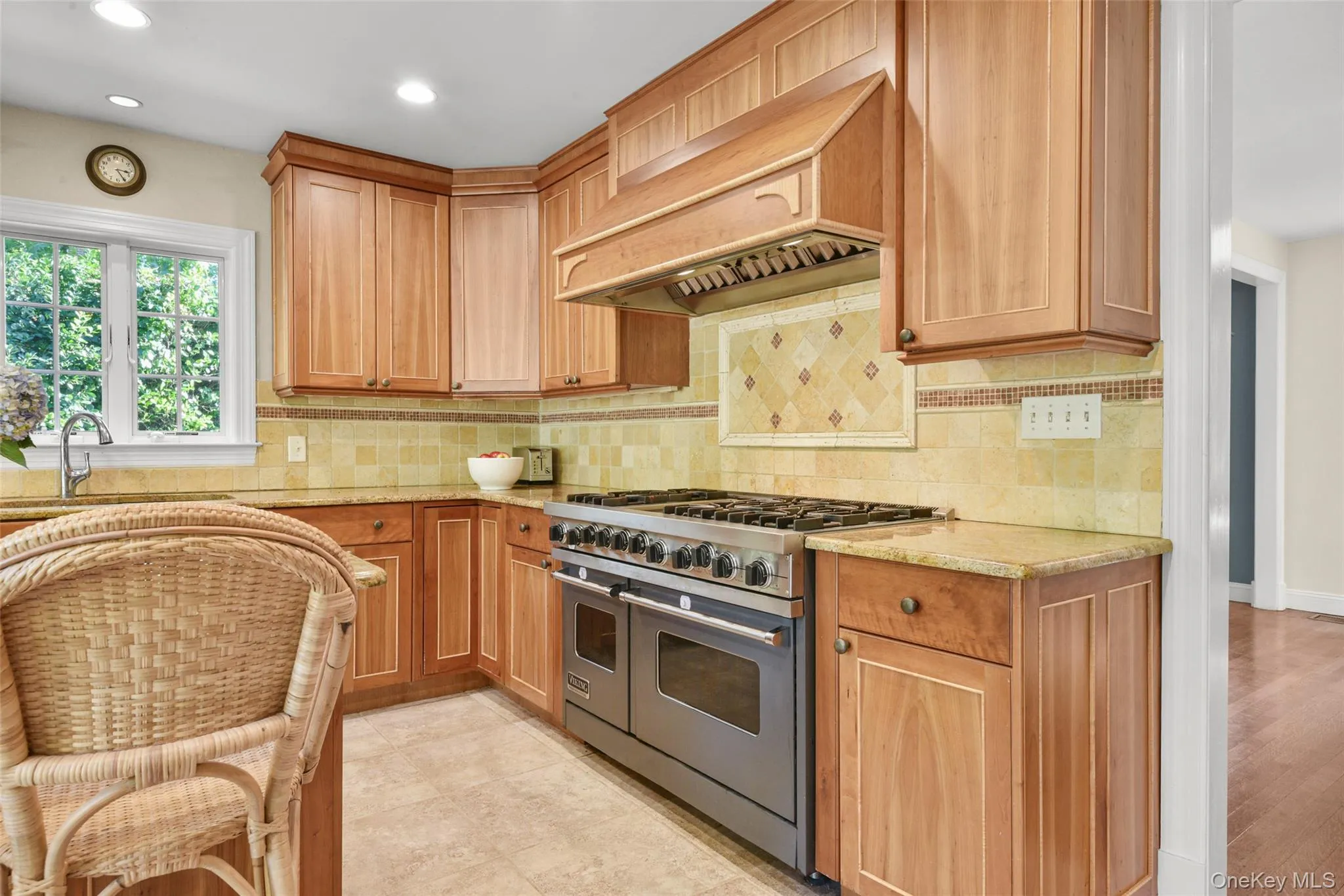 51 Maywood Road, New Rochelle, NY, 3 Bedrooms Bedrooms, 7 Rooms Rooms,2 BathroomsBathrooms,Residential,For Rent,Maywood,0,1061341 51 Maywood Road, New Rochelle, NY, 3 Bedrooms Bedrooms, 7 Rooms Rooms,2 BathroomsBathrooms,Residential,For Rent,Maywood,0,1061341