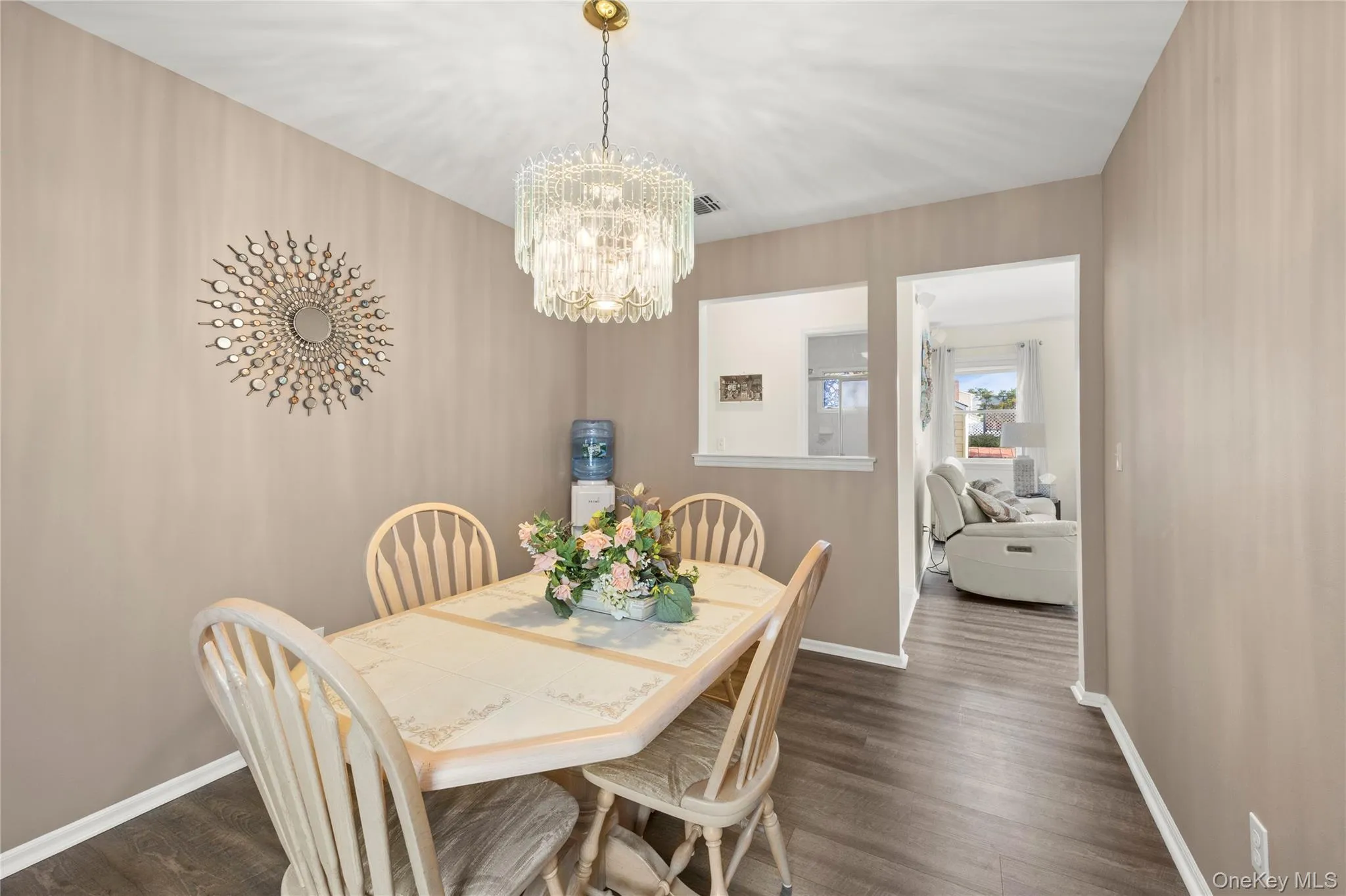 1079 Van Buren Avenue, Hempstead, NY, 4 Bedrooms Bedrooms, 10 Rooms Rooms,3 BathroomsBathrooms,Residential,For Rent,Van Buren,0,1061342 1079 Van Buren Avenue, Hempstead, NY, 4 Bedrooms Bedrooms, 10 Rooms Rooms,3 BathroomsBathrooms,Residential,For Rent,Van Buren,0,1061342