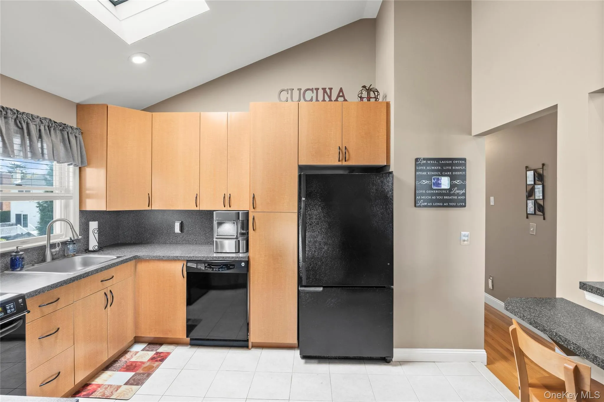 1079 Van Buren Avenue, Hempstead, NY, 4 Bedrooms Bedrooms, 10 Rooms Rooms,3 BathroomsBathrooms,Residential,For Rent,Van Buren,0,1061342 1079 Van Buren Avenue, Hempstead, NY, 4 Bedrooms Bedrooms, 10 Rooms Rooms,3 BathroomsBathrooms,Residential,For Rent,Van Buren,0,1061342