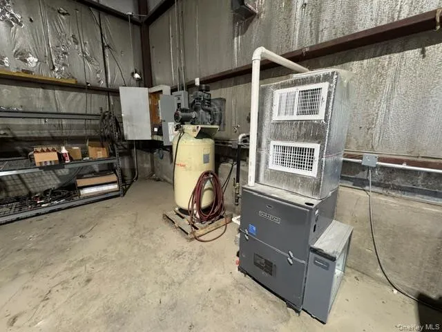 2907 Us Route 9W, New Windsor, NY, ,Commercial Lease,For Rent,Us Route 9W,0,1061351 2907 Us Route 9W, New Windsor, NY, ,Commercial Lease,For Rent,Us Route 9W,0,1061351