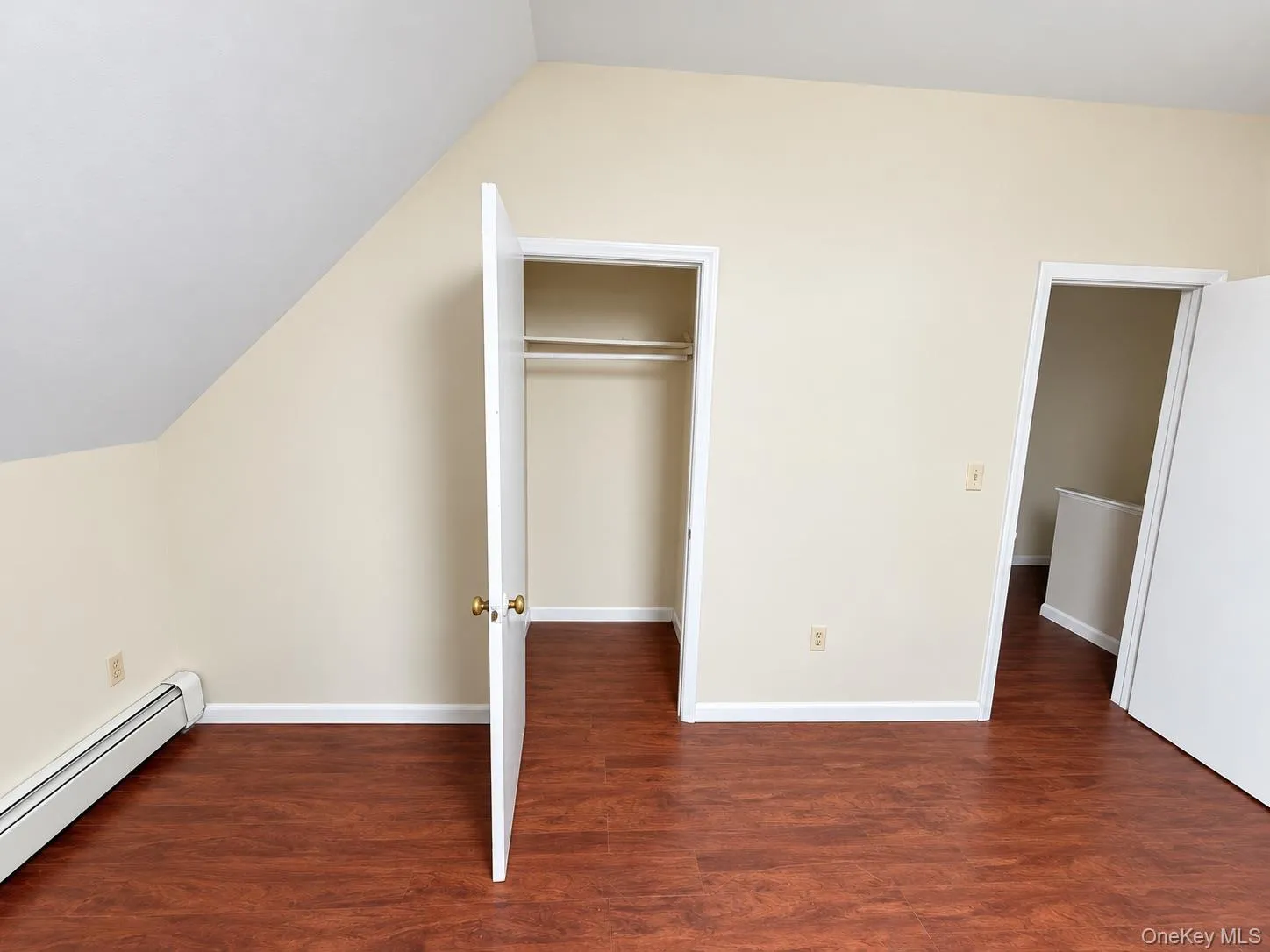 89 Market Street, Poughkeepsie, NY, 3 Bedroom Bedrooms, 5 Room Rooms,1 BathroomBathrooms,Residential Lease,For Rent,Market,0,1061362 89 Market Street, Poughkeepsie, NY, 3 Bedroom Bedrooms, 5 Room Rooms,1 BathroomBathrooms,Residential Lease,For Rent,Market,0,1061362