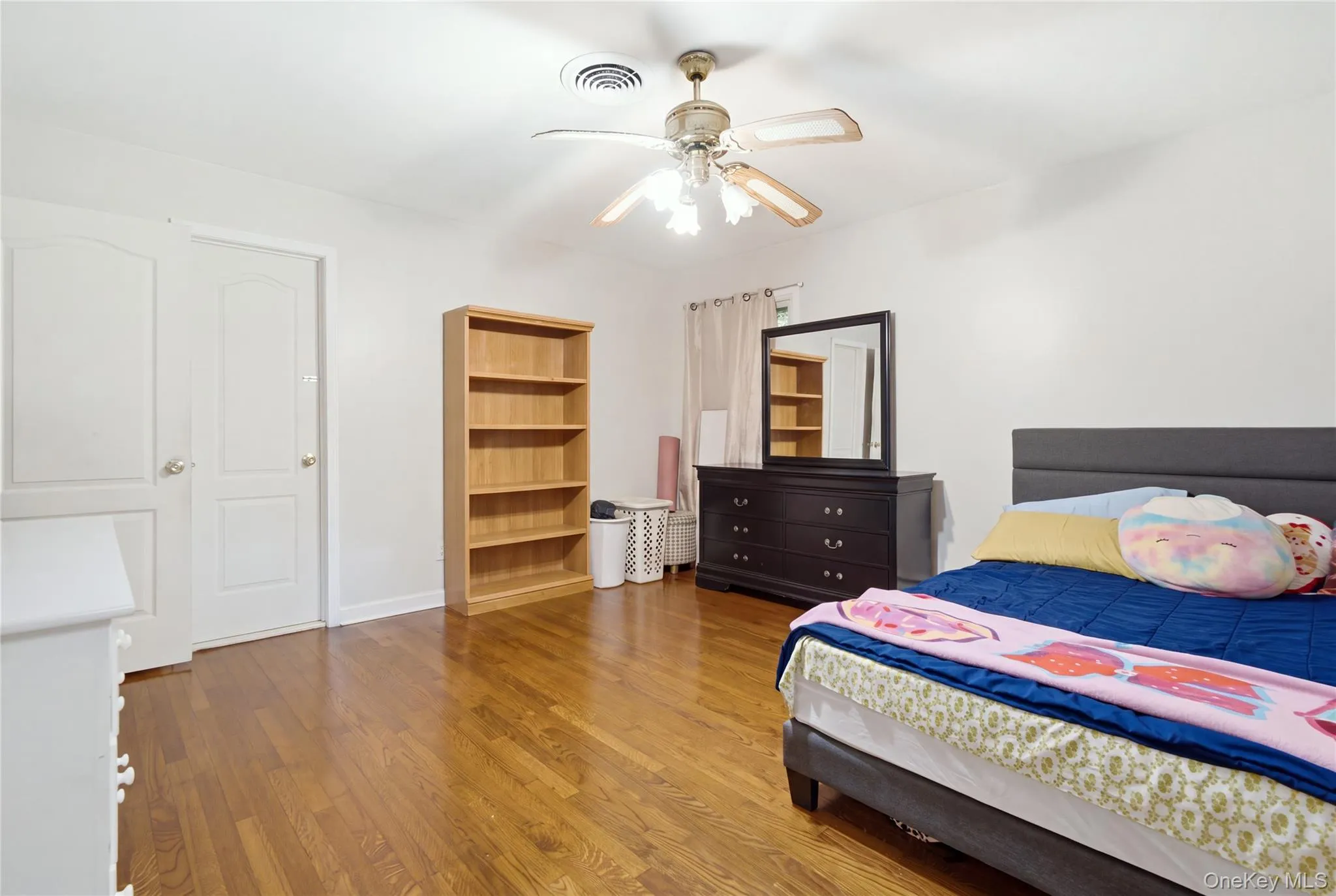 49 Burda Place, Clarkstown, NY, 5 Bedrooms Bedrooms, 9 Rooms Rooms,2 BathroomsBathrooms,Residential,For Rent,Burda,0,1061368 49 Burda Place, Clarkstown, NY, 5 Bedrooms Bedrooms, 9 Rooms Rooms,2 BathroomsBathrooms,Residential,For Rent,Burda,0,1061368