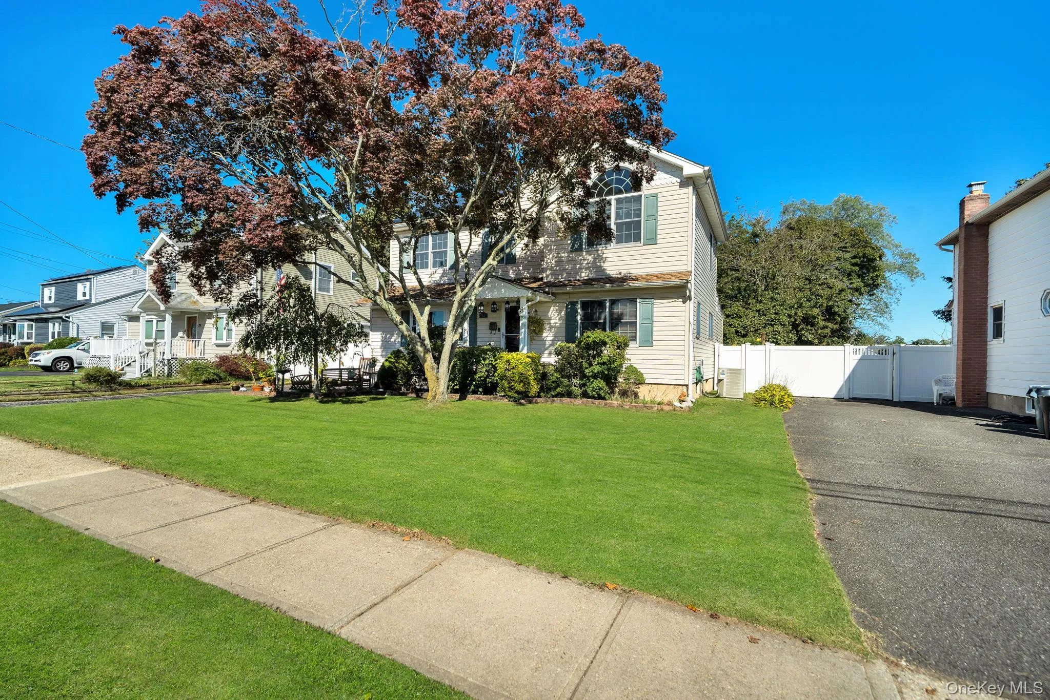 33 Mohawk Drive, Babylon, NY, 5 Bedrooms Bedrooms, 7 Rooms Rooms,2 BathroomsBathrooms,Residential,For Rent,Mohawk,0,1061372 33 Mohawk Drive, Babylon, NY, 5 Bedrooms Bedrooms, 7 Rooms Rooms,2 BathroomsBathrooms,Residential,For Rent,Mohawk,0,1061372