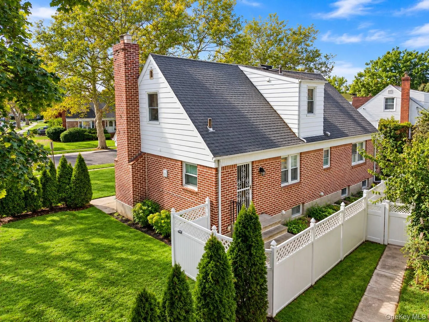 471 Beech Street, North Hempstead, NY, 3 Bedrooms Bedrooms, 6 Rooms Rooms,3 BathroomsBathrooms,Residential,For Rent,Beech,0,1061378 471 Beech Street, North Hempstead, NY, 3 Bedrooms Bedrooms, 6 Rooms Rooms,3 BathroomsBathrooms,Residential,For Rent,Beech,0,1061378