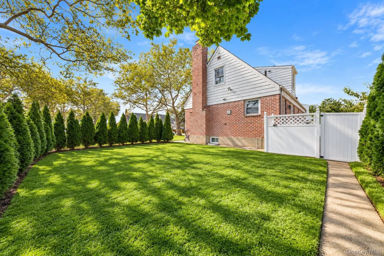471 Beech Street, North Hempstead, NY, 3 Bedrooms Bedrooms, 6 Rooms Rooms,3 BathroomsBathrooms,Residential,For Rent,Beech,0,1061378 471 Beech Street, North Hempstead, NY, 3 Bedrooms Bedrooms, 6 Rooms Rooms,3 BathroomsBathrooms,Residential,For Rent,Beech,0,1061378