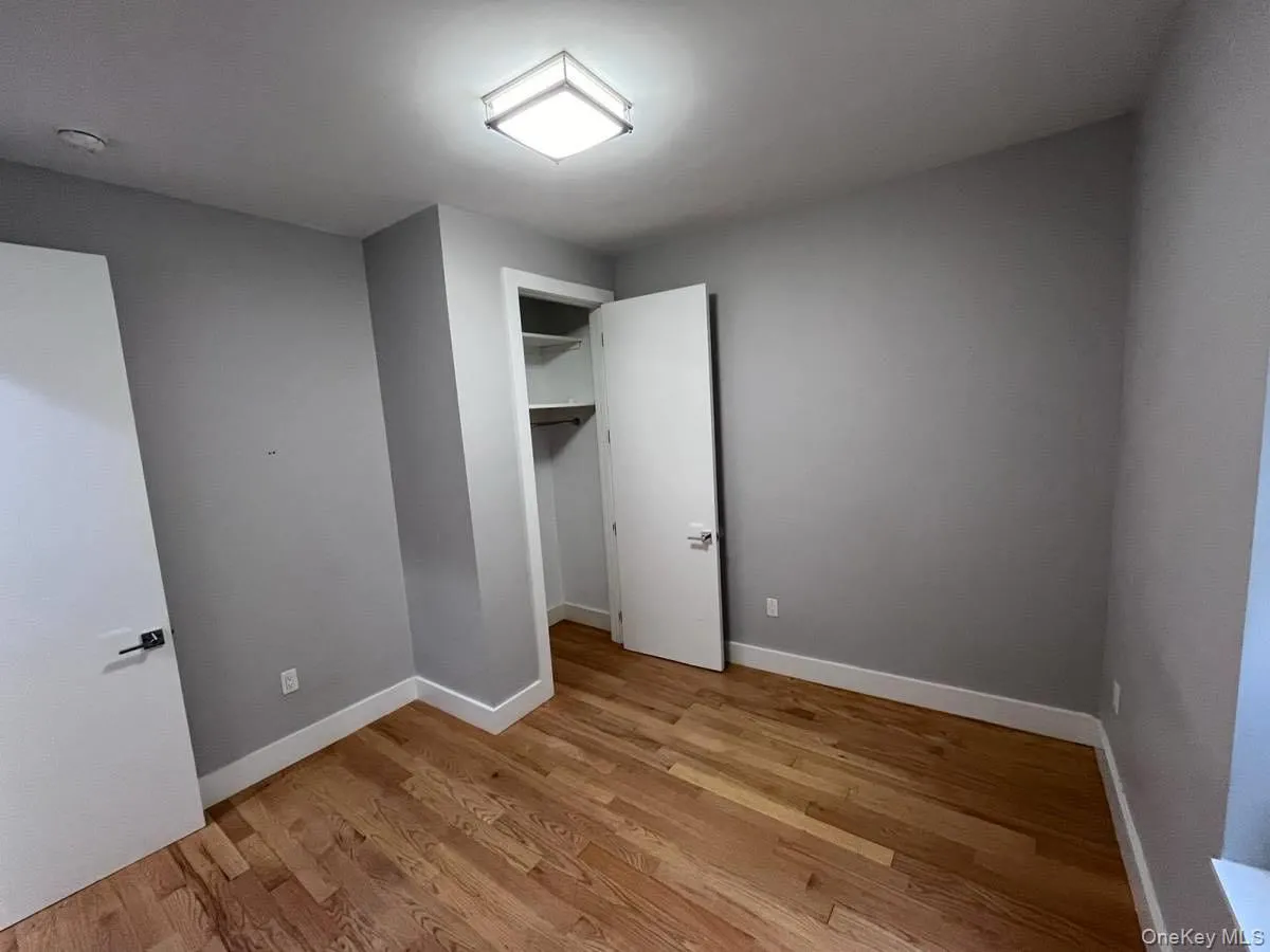 1782 Bay Ridge Parkway, New York, NY, 1 Bedroom Bedrooms, 3 Room Rooms,1 BathroomBathrooms,Residential Lease,For Rent,Bay Ridge,0,1061382 1782 Bay Ridge Parkway, New York, NY, 1 Bedroom Bedrooms, 3 Room Rooms,1 BathroomBathrooms,Residential Lease,For Rent,Bay Ridge,0,1061382