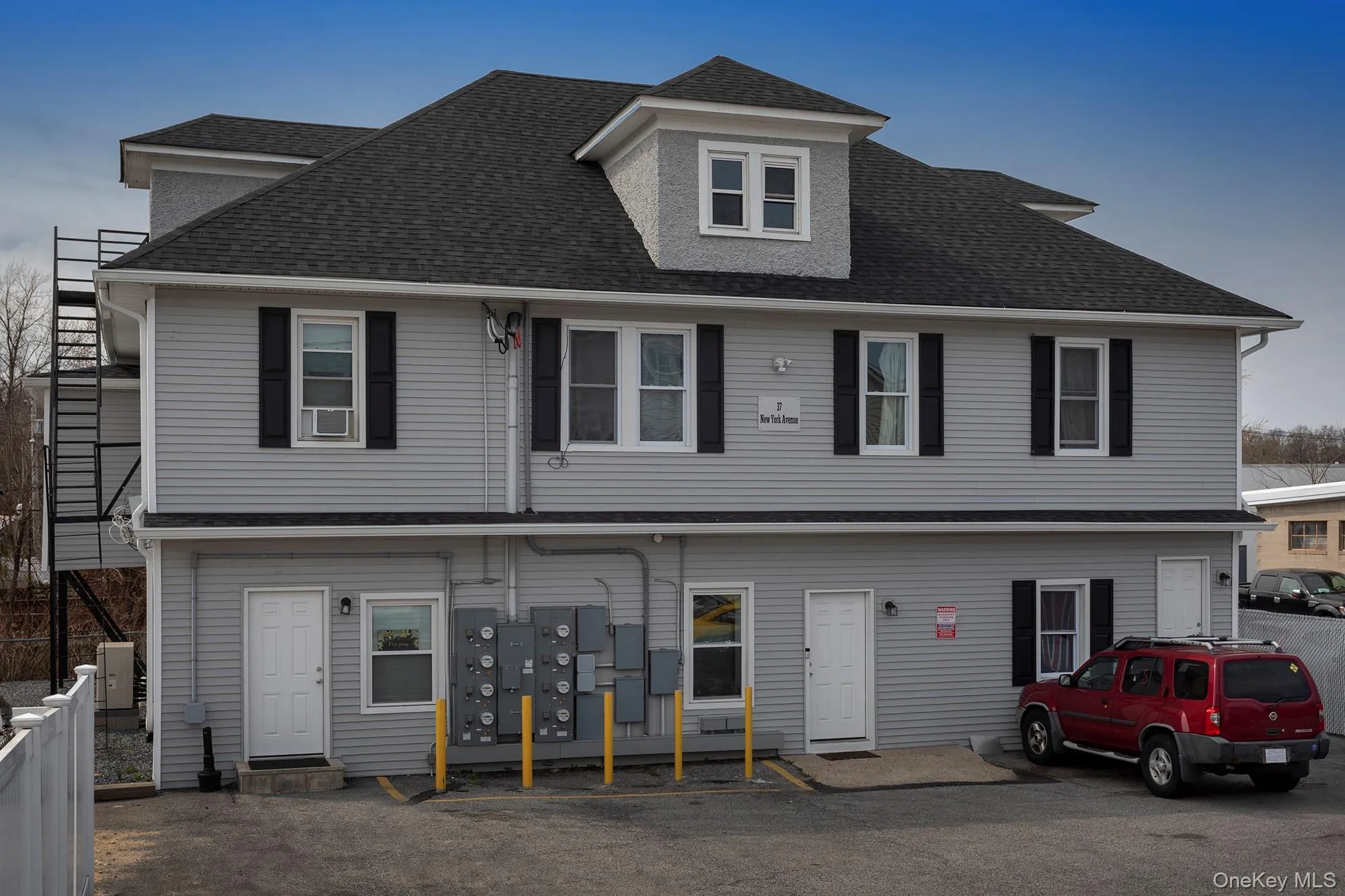 37-5 New York Avenue, Huntington, NY, 1 Bedroom Bedrooms, 4 Room Rooms,1 BathroomBathrooms,Residential Lease,For Rent,New York,0,1061383 37-5 New York Avenue, Huntington, NY, 1 Bedroom Bedrooms, 4 Room Rooms,1 BathroomBathrooms,Residential Lease,For Rent,New York,0,1061383