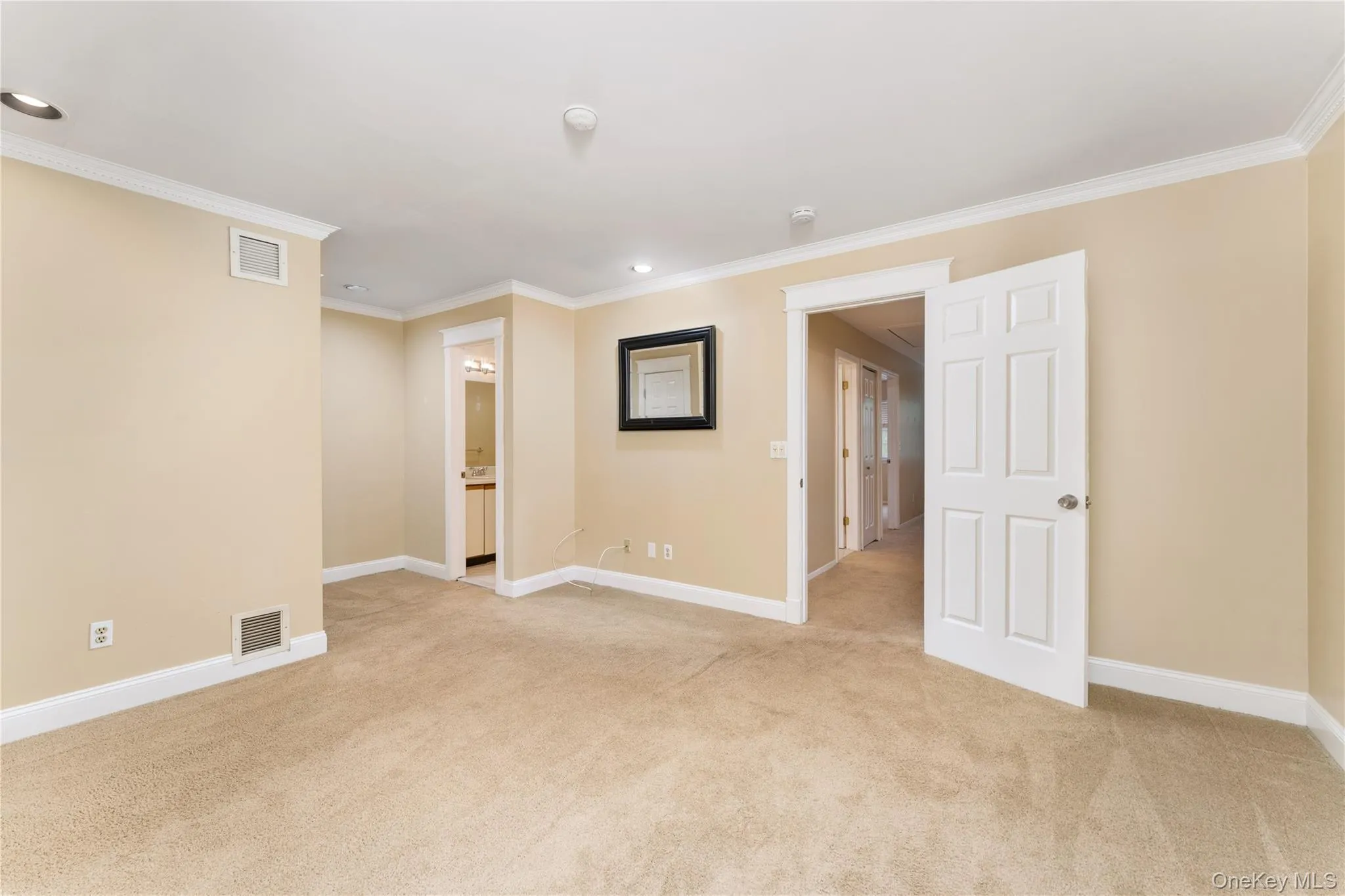 702 Sara Circle, Brookhaven, NY, 2 Bedroom Bedrooms, 5 Room Rooms,2 BathroomBathrooms,Residential Lease,For Rent,Sara,0,1061393 702 Sara Circle, Brookhaven, NY, 2 Bedroom Bedrooms, 5 Room Rooms,2 BathroomBathrooms,Residential Lease,For Rent,Sara,0,1061393
