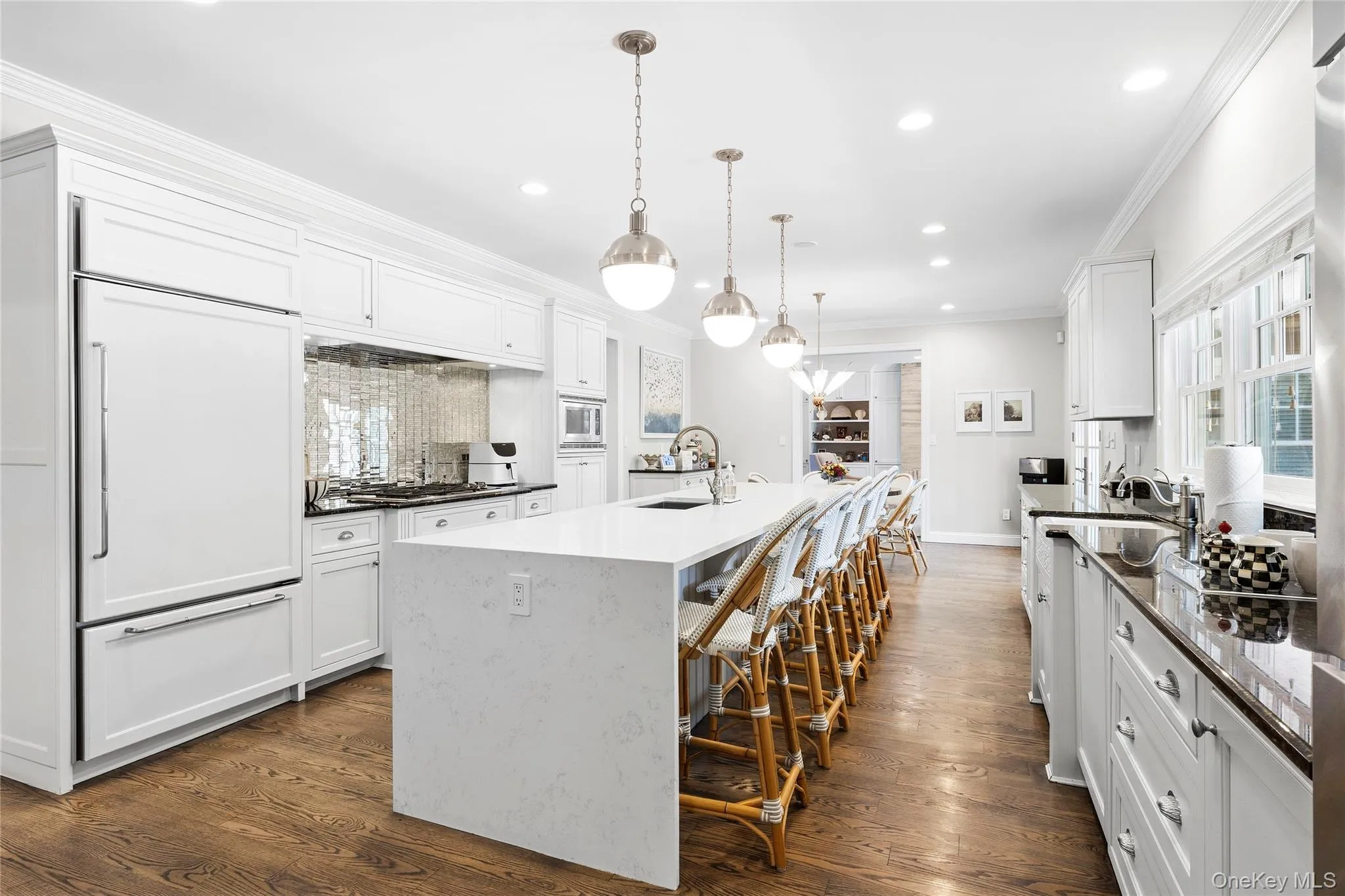 19 Old Meadow Bend, Southampton, New York 11978