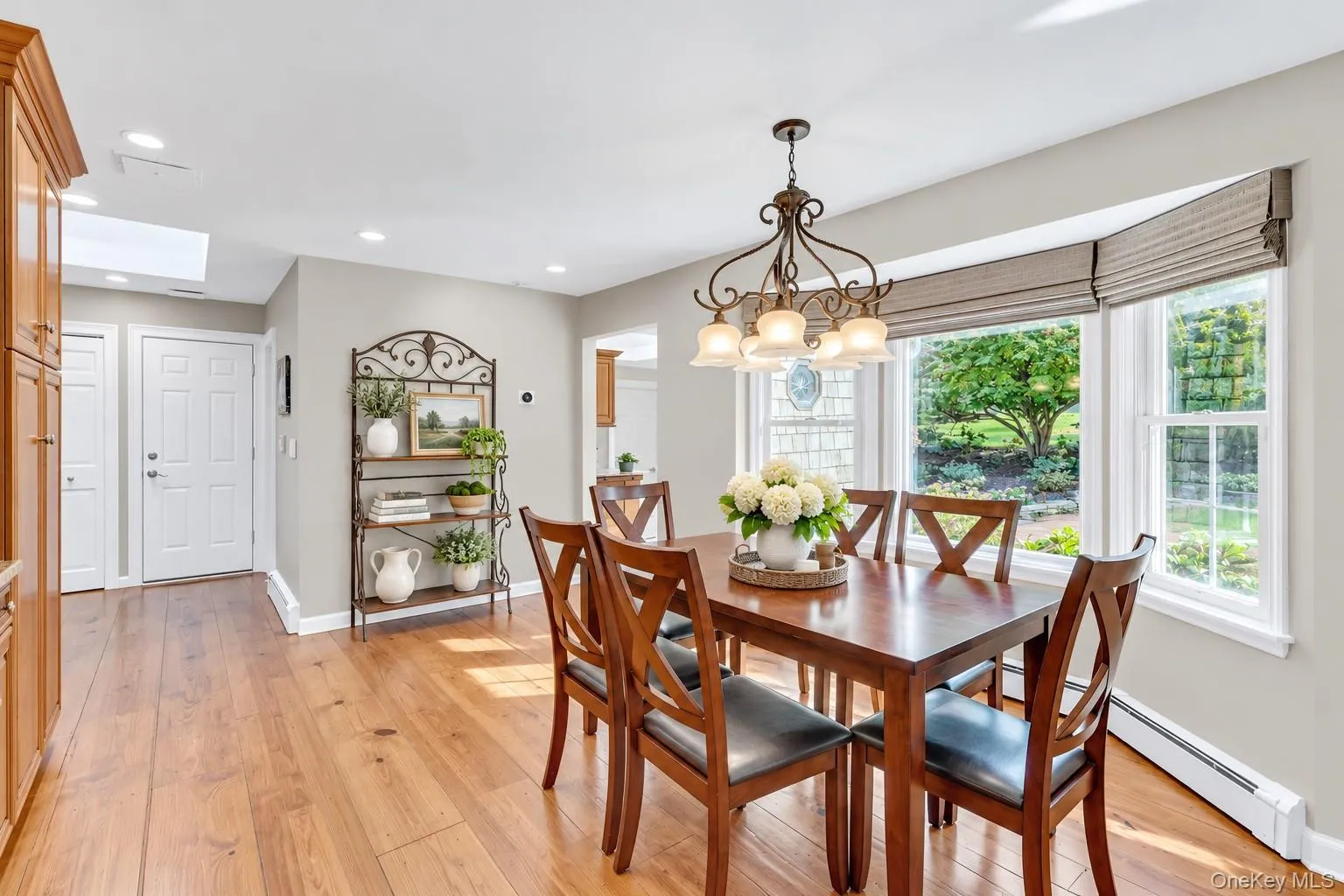 Breakfast Area of Kitchen With Bay Window Breakfast Area of Kitchen With Bay Window