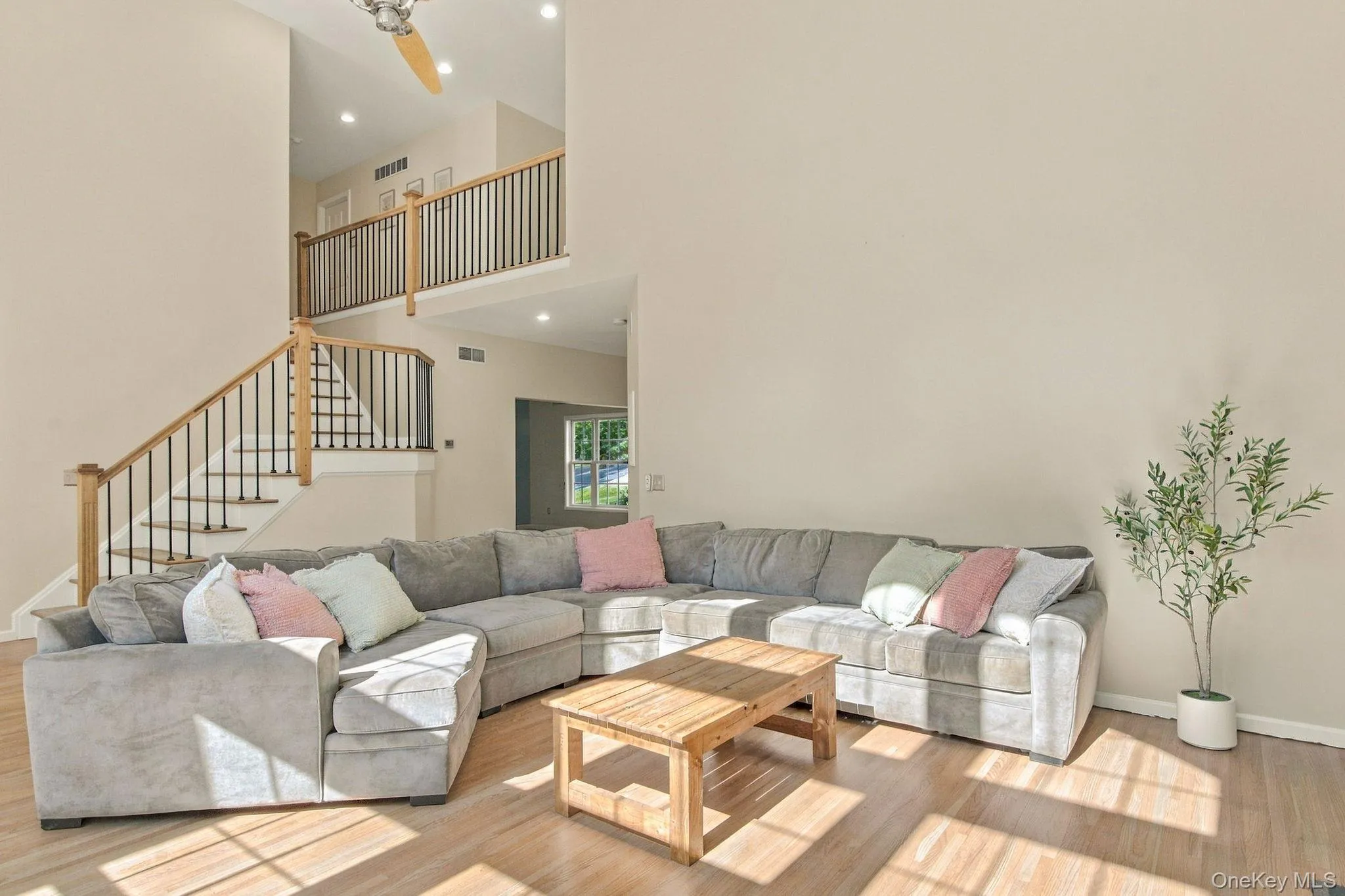 15 E Salem Road, Fishkill, NY, 5 Bedrooms Bedrooms, 9 Rooms Rooms,5 BathroomsBathrooms,Residential,For Rent,E Salem,0,1061415 15 E Salem Road, Fishkill, NY, 5 Bedrooms Bedrooms, 9 Rooms Rooms,5 BathroomsBathrooms,Residential,For Rent,E Salem,0,1061415