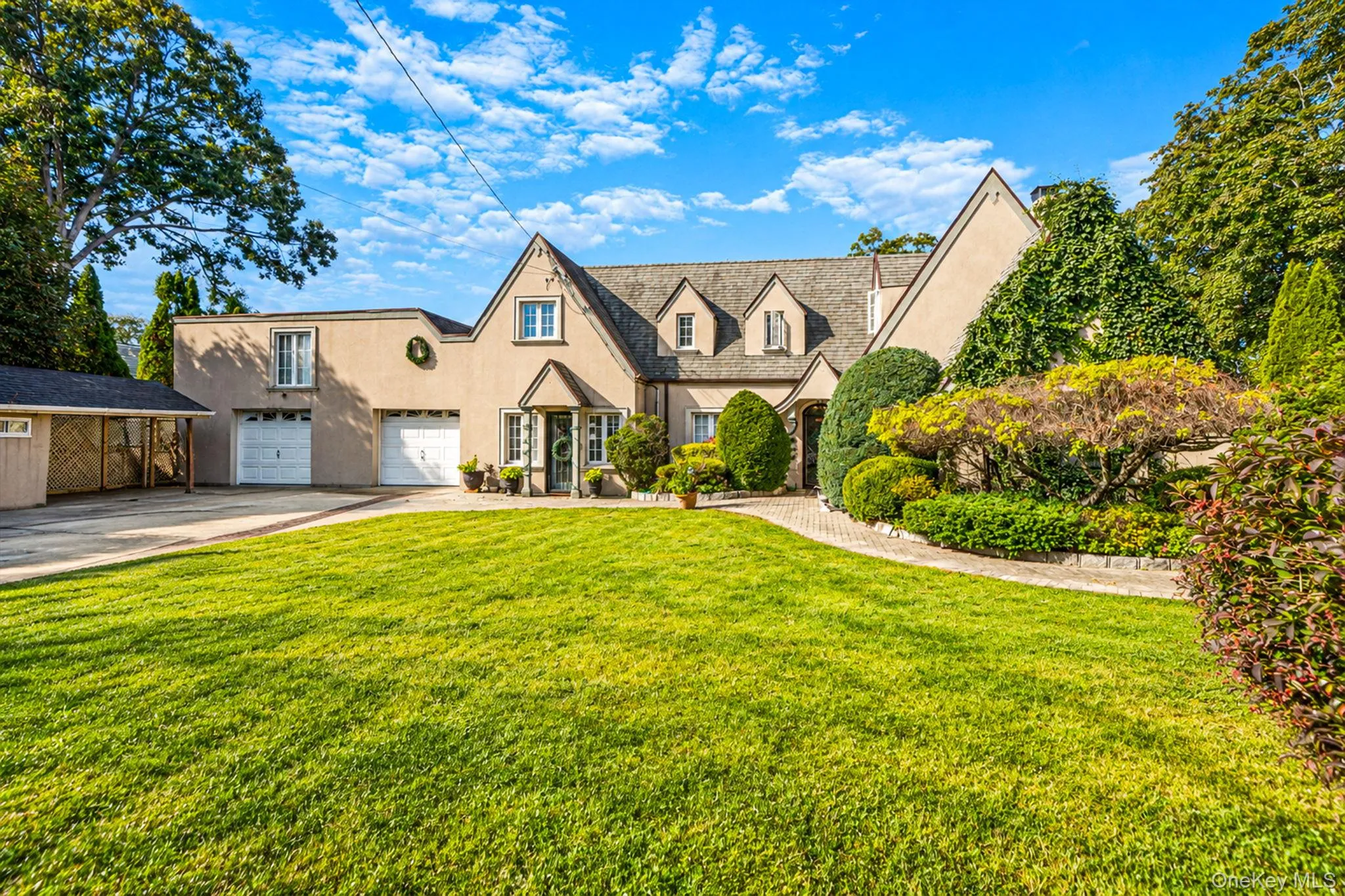 414 Avalon Place, Hempstead, NY, 5 Bedrooms Bedrooms, 12 Rooms Rooms,2 BathroomsBathrooms,Residential,For Rent,Avalon,0,1061435 414 Avalon Place, Hempstead, NY, 5 Bedrooms Bedrooms, 12 Rooms Rooms,2 BathroomsBathrooms,Residential,For Rent,Avalon,0,1061435