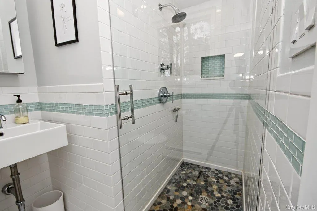 123 Lake Shore Drive, Thompson, NY, 4 Bedrooms Bedrooms, 7 Rooms Rooms,3 BathroomsBathrooms,Residential,For Rent,Lake Shore,0,1061436 123 Lake Shore Drive, Thompson, NY, 4 Bedrooms Bedrooms, 7 Rooms Rooms,3 BathroomsBathrooms,Residential,For Rent,Lake Shore,0,1061436