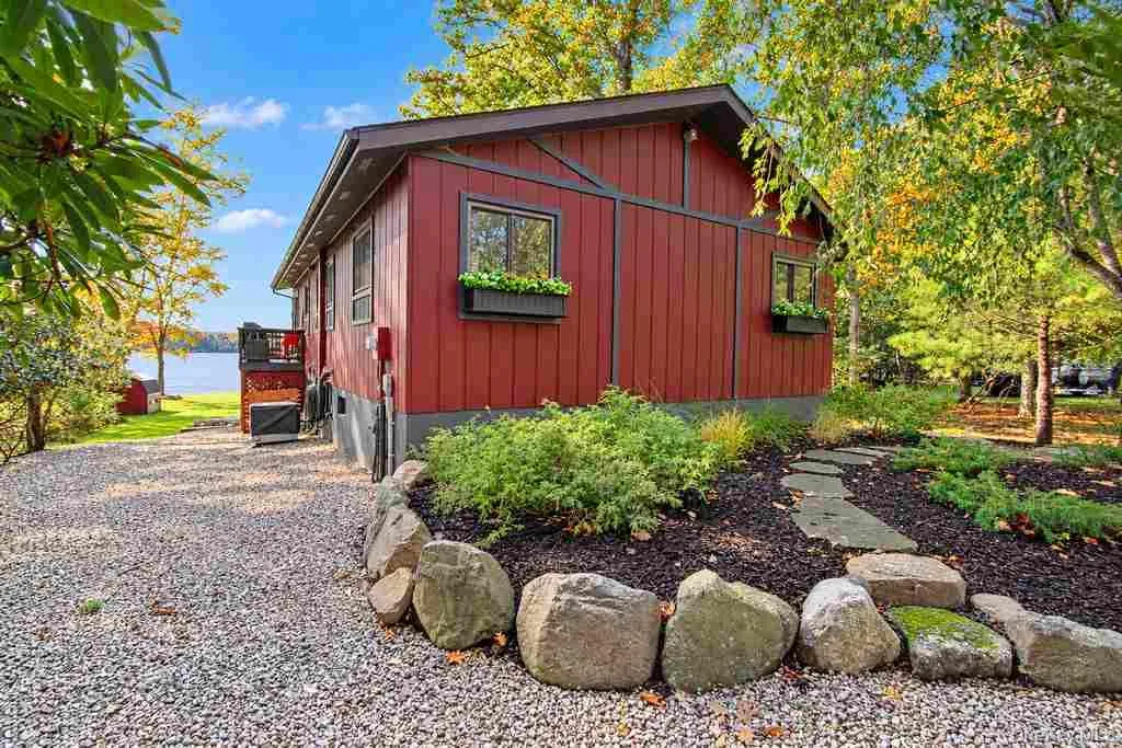 123 Lake Shore Drive, Thompson, NY, 4 Bedrooms Bedrooms, 7 Rooms Rooms,3 BathroomsBathrooms,Residential,For Rent,Lake Shore,0,1061436 123 Lake Shore Drive, Thompson, NY, 4 Bedrooms Bedrooms, 7 Rooms Rooms,3 BathroomsBathrooms,Residential,For Rent,Lake Shore,0,1061436