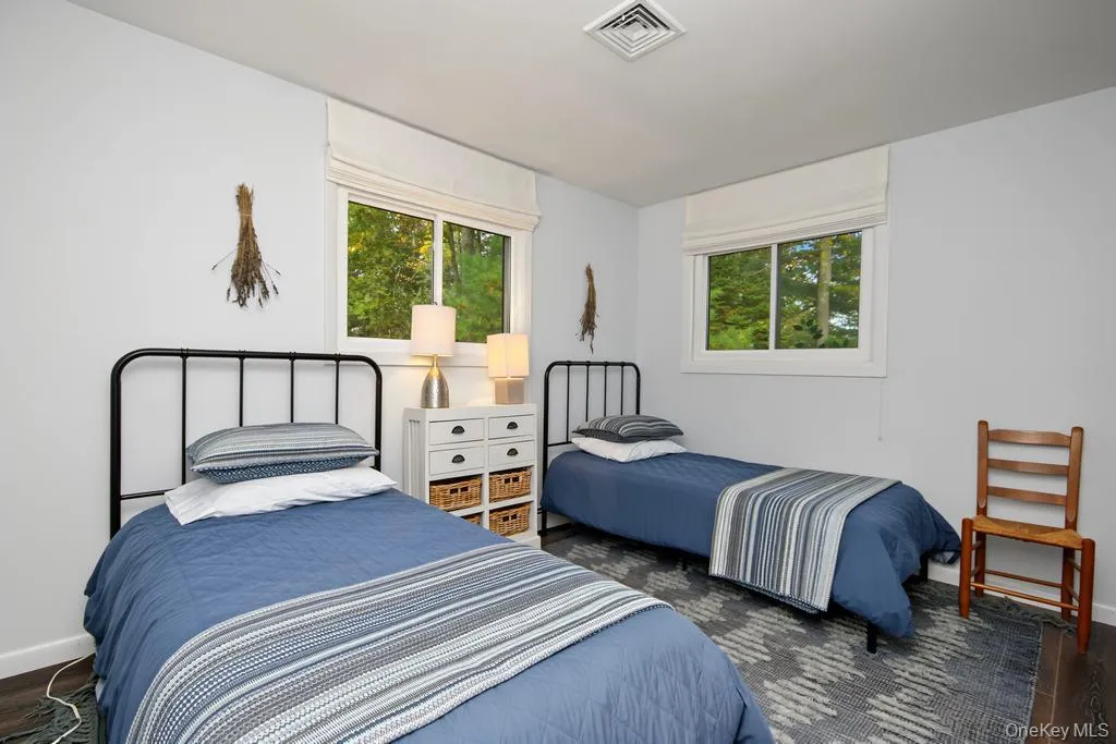 123 Lake Shore Drive, Thompson, NY, 4 Bedrooms Bedrooms, 7 Rooms Rooms,3 BathroomsBathrooms,Residential,For Rent,Lake Shore,0,1061436 123 Lake Shore Drive, Thompson, NY, 4 Bedrooms Bedrooms, 7 Rooms Rooms,3 BathroomsBathrooms,Residential,For Rent,Lake Shore,0,1061436