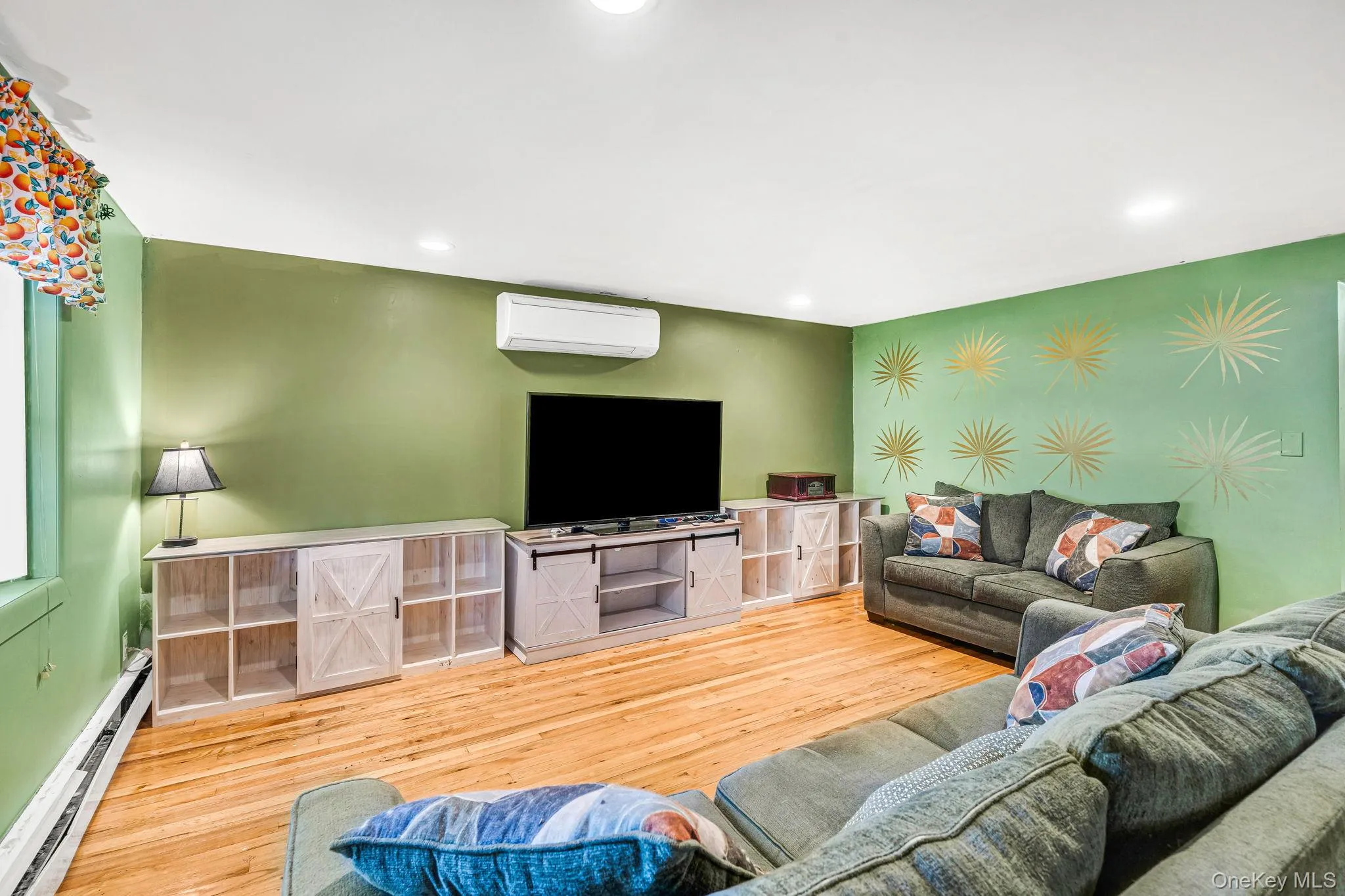 12 Mountain Street, Brookhaven, NY, 3 Bedrooms Bedrooms, 9 Rooms Rooms,2 BathroomsBathrooms,Residential,For Rent,Mountain,0,1061438 12 Mountain Street, Brookhaven, NY, 3 Bedrooms Bedrooms, 9 Rooms Rooms,2 BathroomsBathrooms,Residential,For Rent,Mountain,0,1061438