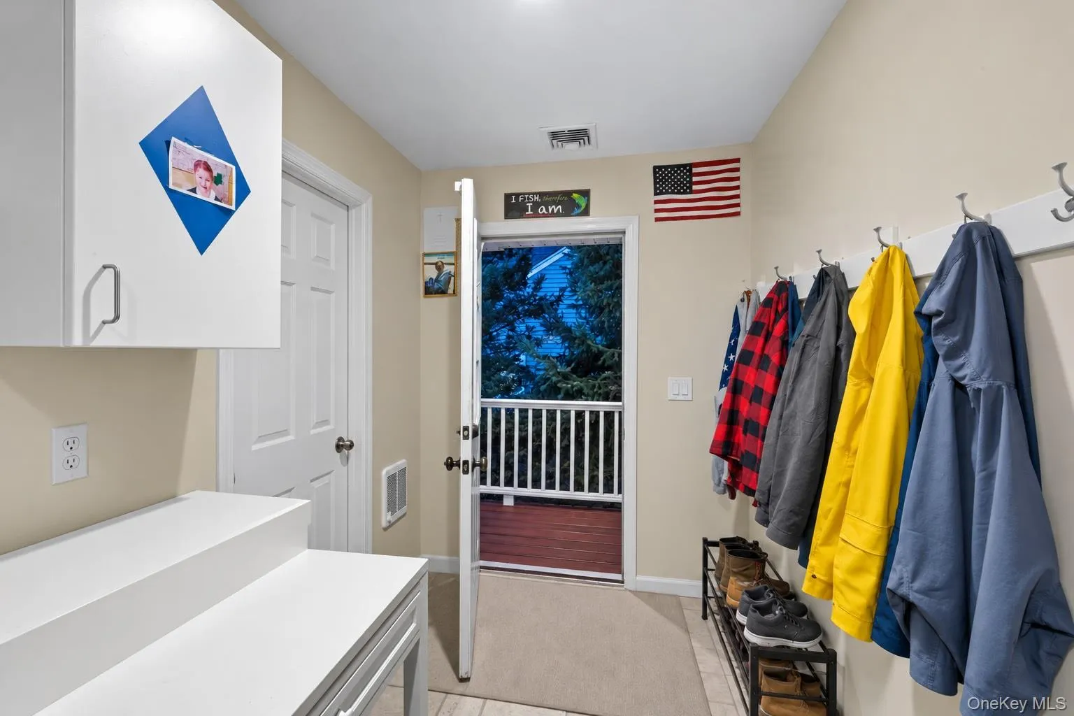 60 Nearwater Avenue, Oyster Bay, NY, 3 Bedrooms Bedrooms, 8 Rooms Rooms,2 BathroomsBathrooms,Residential,For Rent,Nearwater,0,1061440 60 Nearwater Avenue, Oyster Bay, NY, 3 Bedrooms Bedrooms, 8 Rooms Rooms,2 BathroomsBathrooms,Residential,For Rent,Nearwater,0,1061440