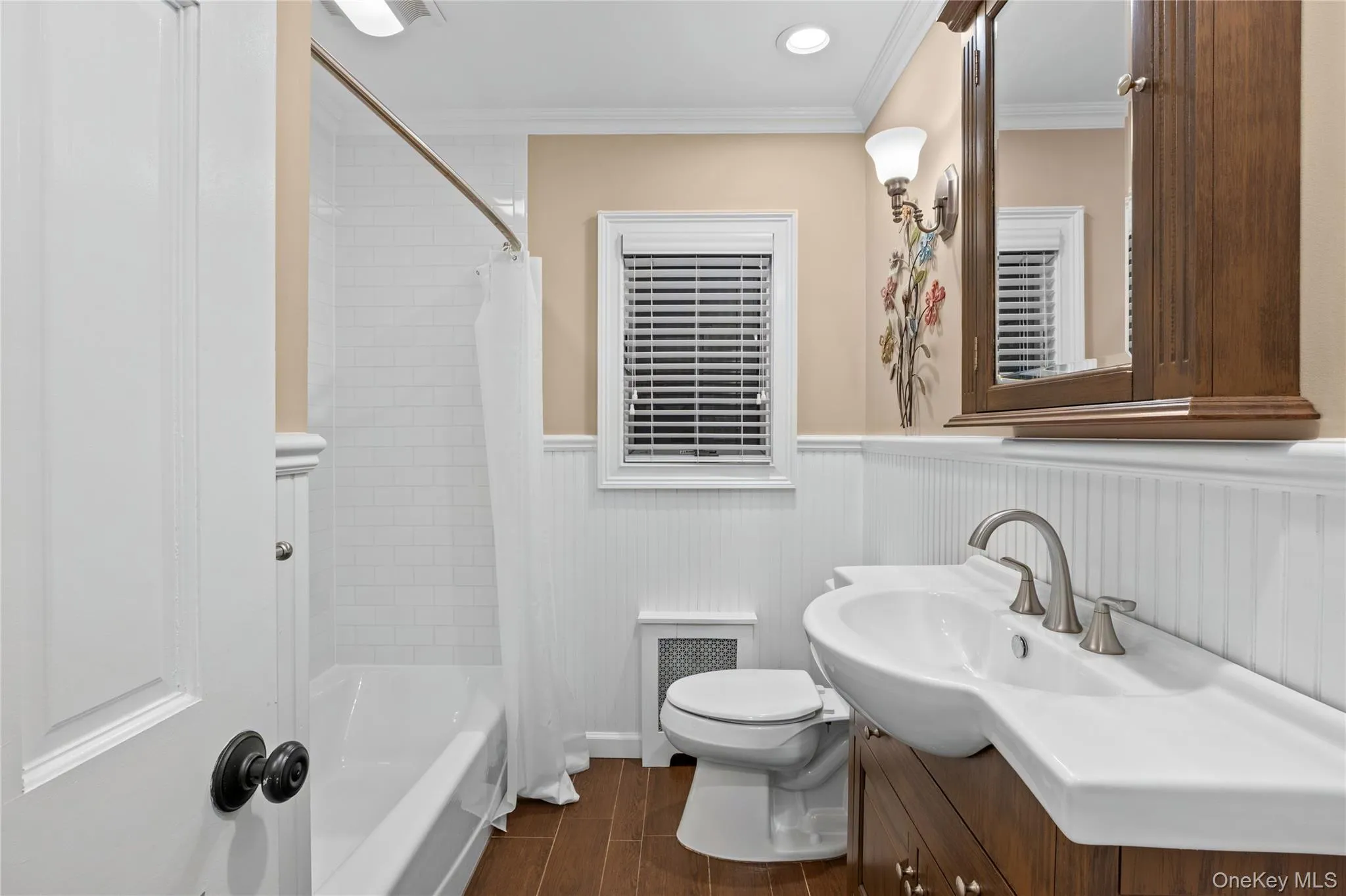 60 Nearwater Avenue, Oyster Bay, NY, 3 Bedrooms Bedrooms, 8 Rooms Rooms,2 BathroomsBathrooms,Residential,For Rent,Nearwater,0,1061440 60 Nearwater Avenue, Oyster Bay, NY, 3 Bedrooms Bedrooms, 8 Rooms Rooms,2 BathroomsBathrooms,Residential,For Rent,Nearwater,0,1061440