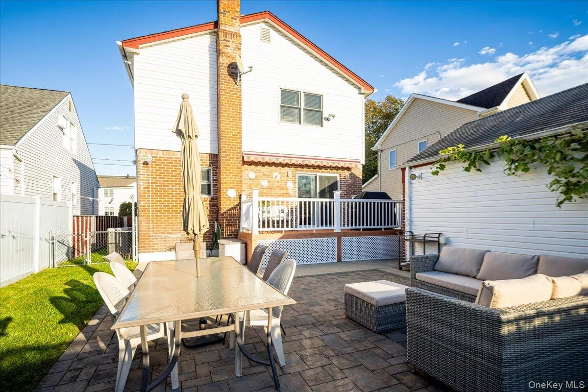 206 Grange Street, Hempstead, NY, 4 Bedrooms Bedrooms, 10 Rooms Rooms,2 BathroomsBathrooms,Residential,For Rent,Grange,0,1061458 206 Grange Street, Hempstead, NY, 4 Bedrooms Bedrooms, 10 Rooms Rooms,2 BathroomsBathrooms,Residential,For Rent,Grange,0,1061458