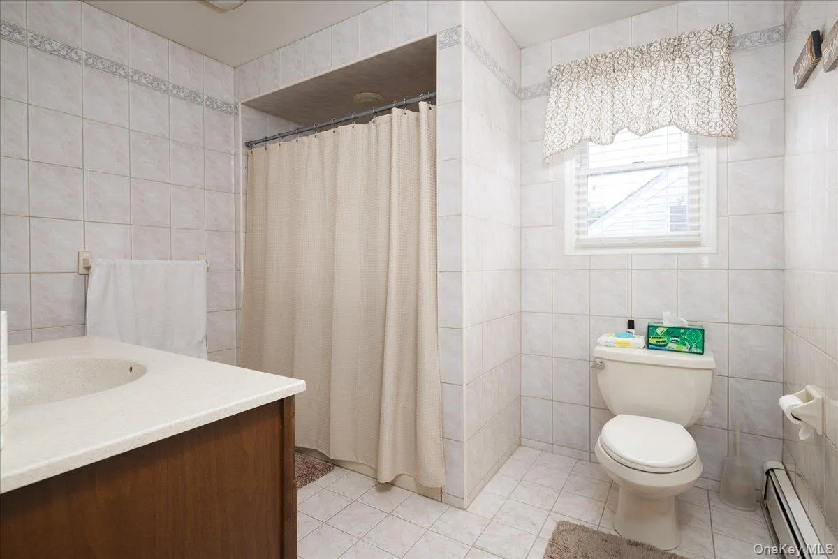 206 Grange Street, Hempstead, NY, 4 Bedrooms Bedrooms, 10 Rooms Rooms,2 BathroomsBathrooms,Residential,For Rent,Grange,0,1061458 206 Grange Street, Hempstead, NY, 4 Bedrooms Bedrooms, 10 Rooms Rooms,2 BathroomsBathrooms,Residential,For Rent,Grange,0,1061458