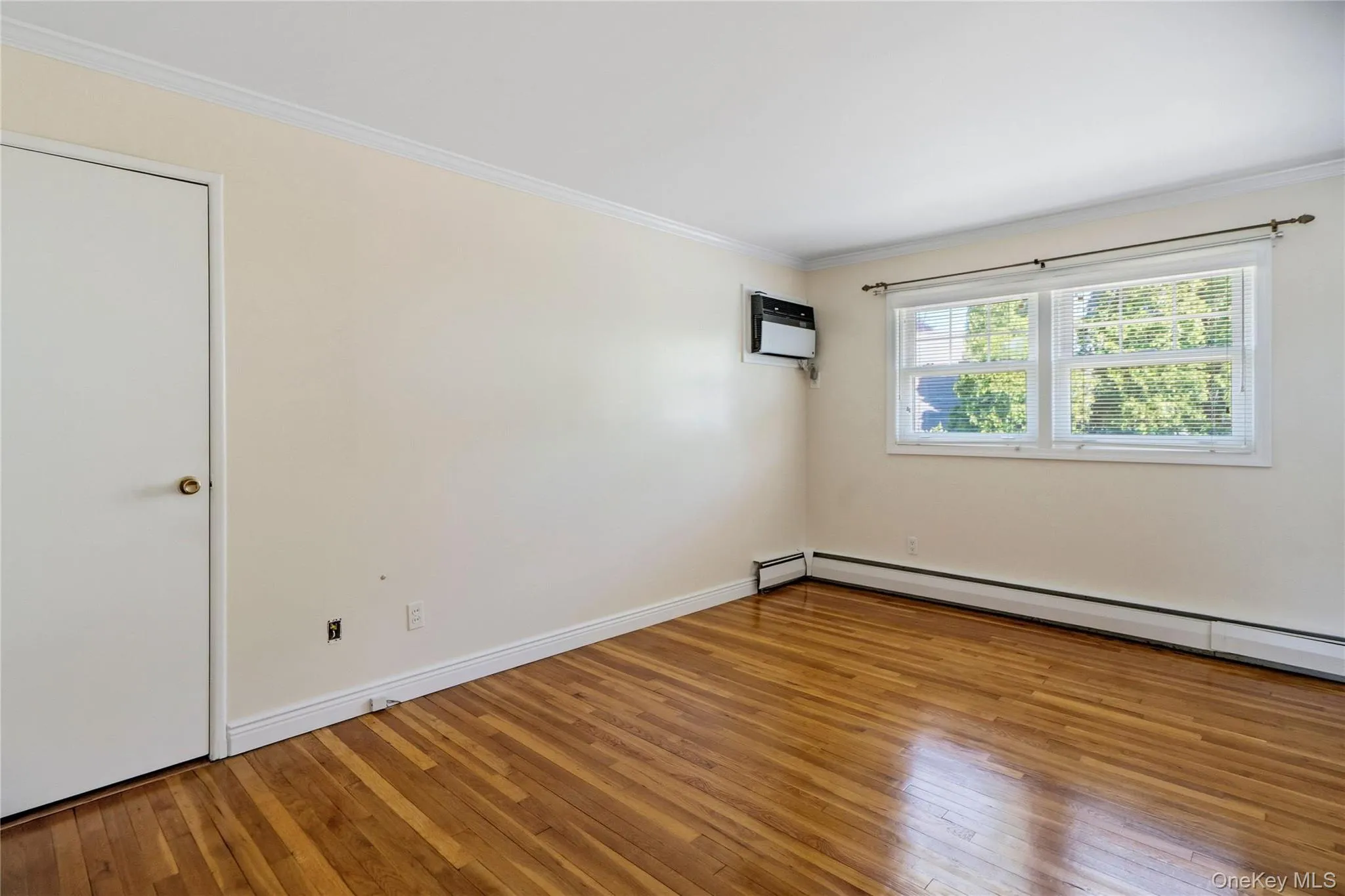 14 Harbor Lane, Oyster Bay, NY, 4 Bedroom Bedrooms, 8 Room Rooms,2 BathroomBathrooms,Residential Lease,For Rent,Harbor,0,1061460 14 Harbor Lane, Oyster Bay, NY, 4 Bedroom Bedrooms, 8 Room Rooms,2 BathroomBathrooms,Residential Lease,For Rent,Harbor,0,1061460
