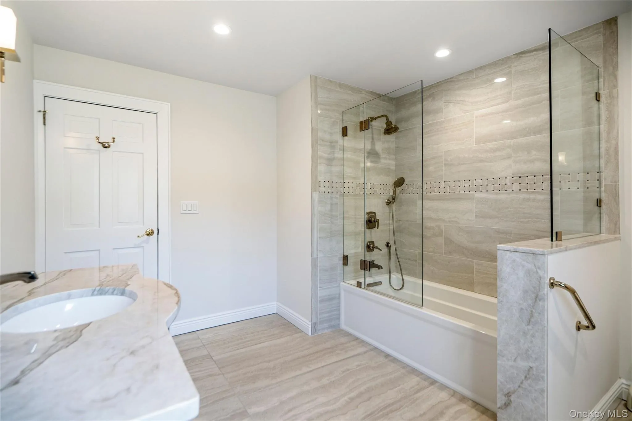 14 Harbor Lane, Oyster Bay, NY, 4 Bedroom Bedrooms, 8 Room Rooms,2 BathroomBathrooms,Residential Lease,For Rent,Harbor,0,1061460 14 Harbor Lane, Oyster Bay, NY, 4 Bedroom Bedrooms, 8 Room Rooms,2 BathroomBathrooms,Residential Lease,For Rent,Harbor,0,1061460