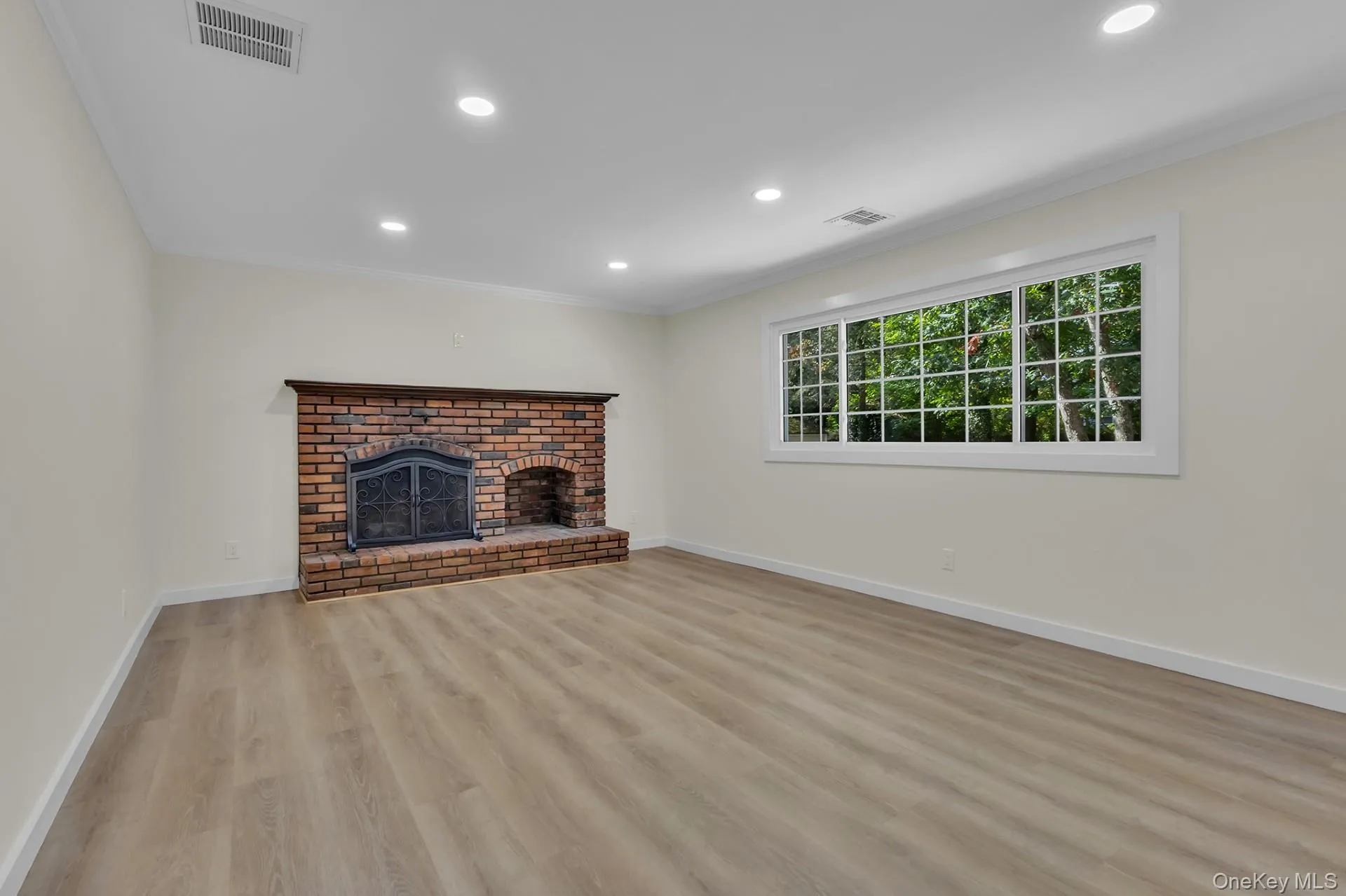 7 Woodland Road, Brookhaven, NY, 4 Bedrooms Bedrooms, 9 Rooms Rooms,2 BathroomsBathrooms,Residential,For Rent,Woodland,0,1061464 7 Woodland Road, Brookhaven, NY, 4 Bedrooms Bedrooms, 9 Rooms Rooms,2 BathroomsBathrooms,Residential,For Rent,Woodland,0,1061464