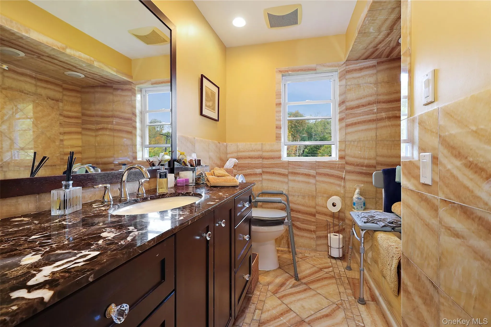 Custom marble bathroom Custom marble bathroom