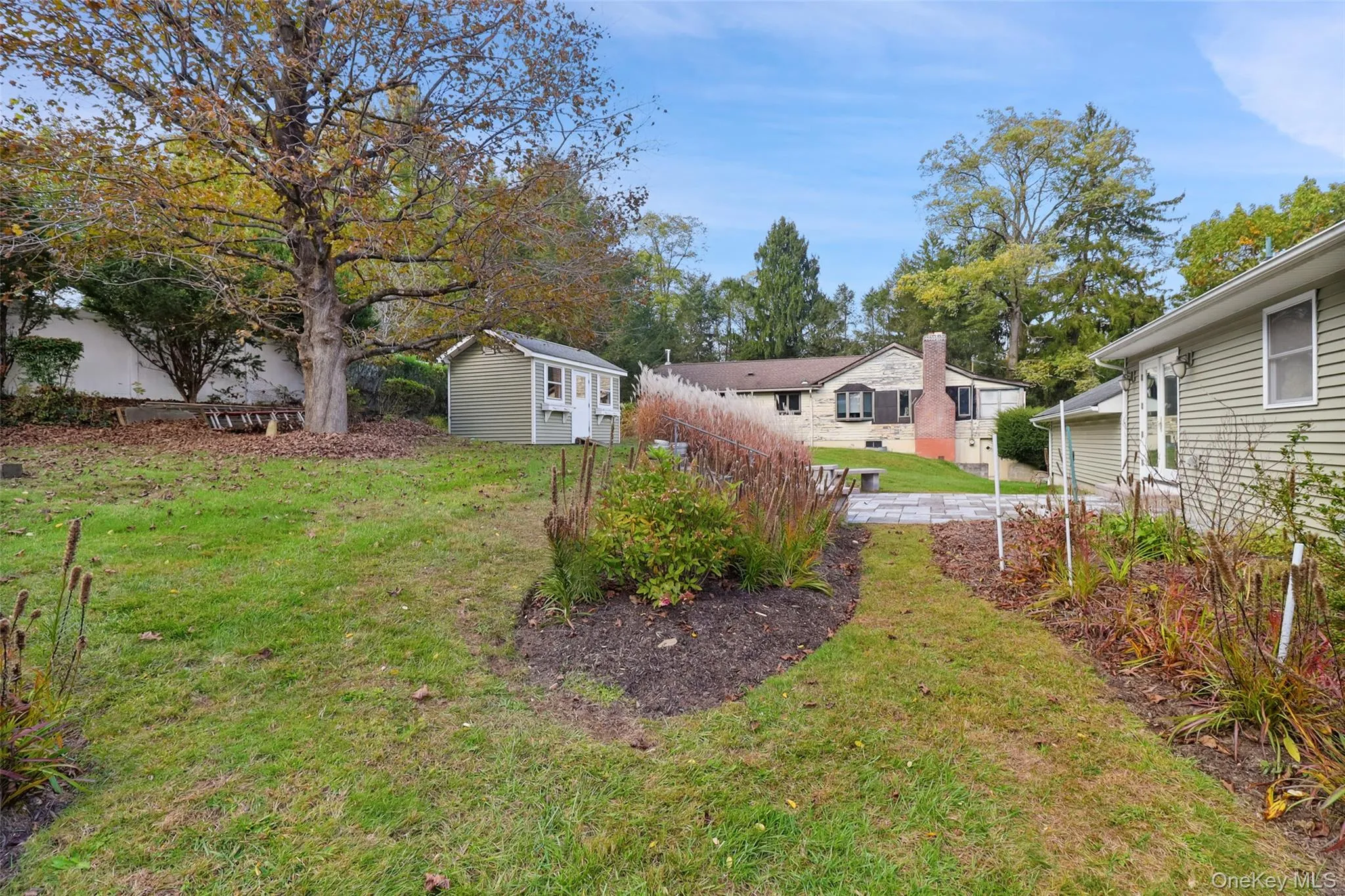 25 Hill Street, Carmel, NY, 3 Bedrooms Bedrooms, 7 Rooms Rooms,1 BathroomBathrooms,Residential,For Rent,Hill,0,1061470 25 Hill Street, Carmel, NY, 3 Bedrooms Bedrooms, 7 Rooms Rooms,1 BathroomBathrooms,Residential,For Rent,Hill,0,1061470
