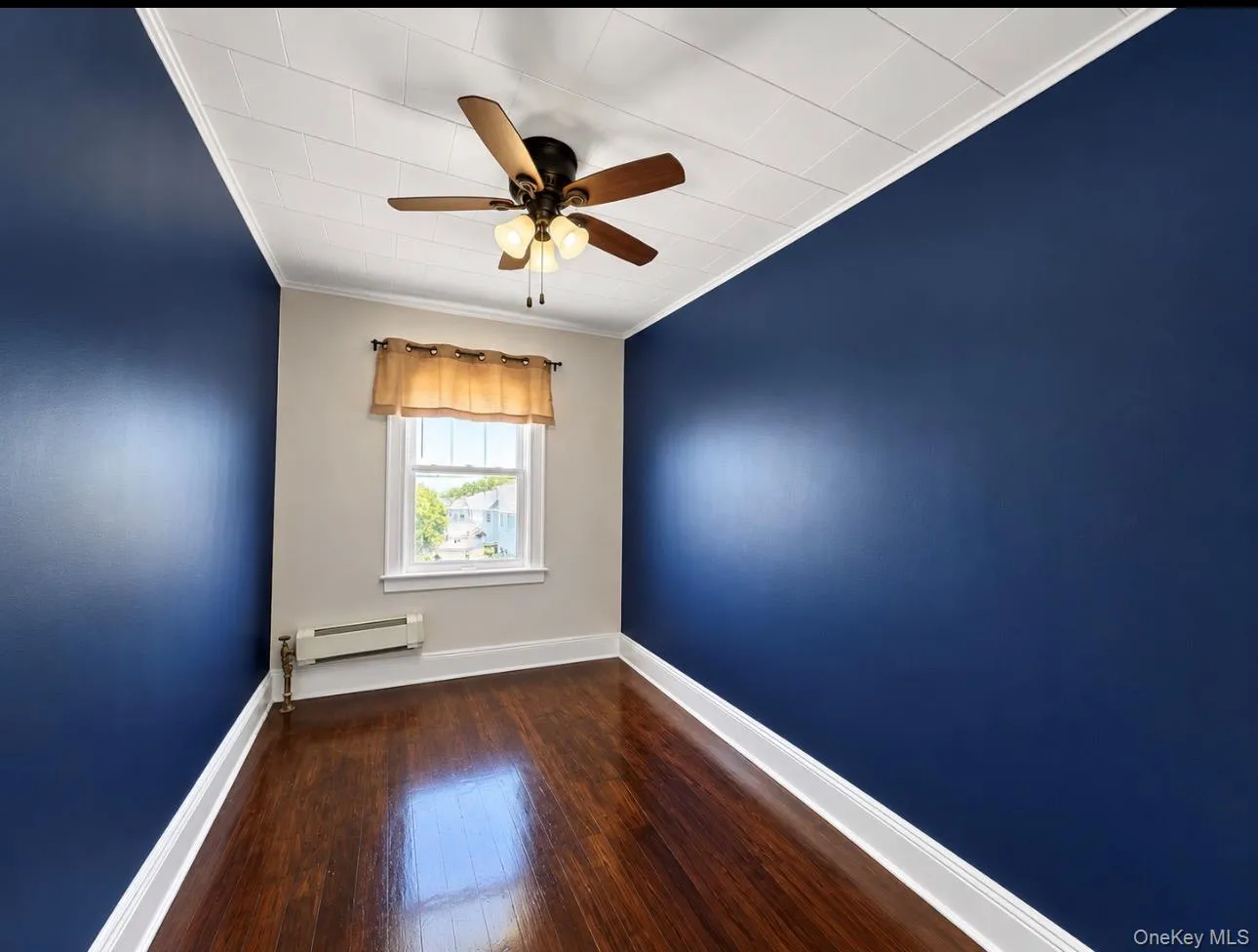 75-05 60th Place, New York, NY, 3 Bedroom Bedrooms, 5 Room Rooms,1 BathroomBathrooms,Residential Lease,For Rent,60th,0,1061475 75-05 60th Place, New York, NY, 3 Bedroom Bedrooms, 5 Room Rooms,1 BathroomBathrooms,Residential Lease,For Rent,60th,0,1061475