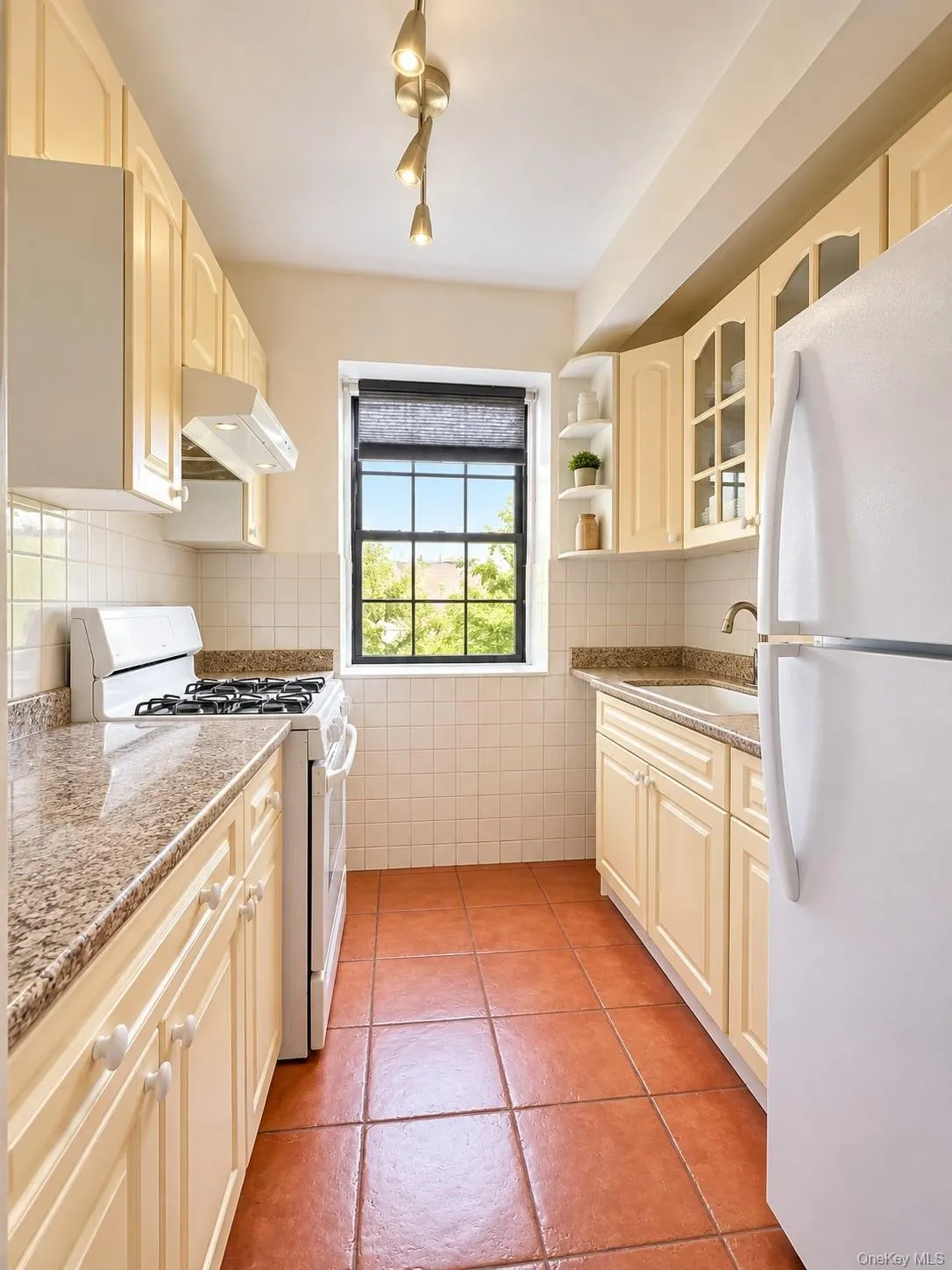 144-37 79th Ave, New York, NY, 2 Bedrooms Bedrooms, 5 Rooms Rooms,1 BathroomBathrooms,Residential,For Rent,79th Ave,0,1061485 144-37 79th Ave, New York, NY, 2 Bedrooms Bedrooms, 5 Rooms Rooms,1 BathroomBathrooms,Residential,For Rent,79th Ave,0,1061485