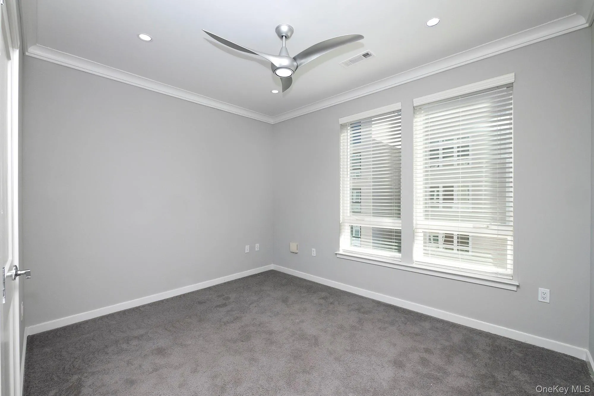 116 Searing Avenue, North Hempstead, NY, 2 Bedroom Bedrooms, 5 Room Rooms,2 BathroomBathrooms,Residential Lease,For Rent,Searing,0,1061486 116 Searing Avenue, North Hempstead, NY, 2 Bedroom Bedrooms, 5 Room Rooms,2 BathroomBathrooms,Residential Lease,For Rent,Searing,0,1061486