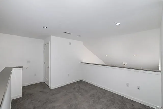 116 Searing Avenue, North Hempstead, NY, 2 Bedroom Bedrooms, 5 Room Rooms,2 BathroomBathrooms,Residential Lease,For Rent,Searing,0,1061487 116 Searing Avenue, North Hempstead, NY, 2 Bedroom Bedrooms, 5 Room Rooms,2 BathroomBathrooms,Residential Lease,For Rent,Searing,0,1061487