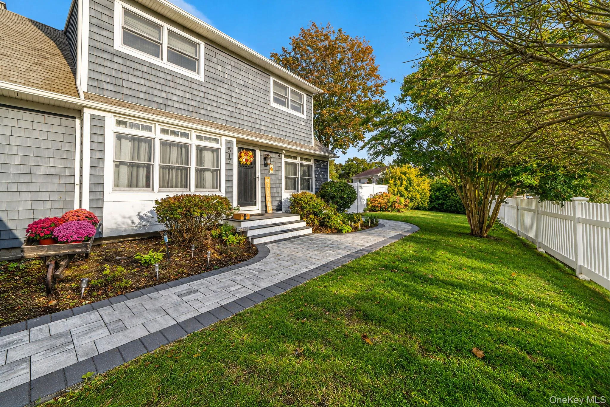 517 Waverly Avenue, Brookhaven, NY, 3 Bedrooms Bedrooms, 11 Rooms Rooms,2 BathroomsBathrooms,Residential,For Rent,Waverly,0,1061491 517 Waverly Avenue, Brookhaven, NY, 3 Bedrooms Bedrooms, 11 Rooms Rooms,2 BathroomsBathrooms,Residential,For Rent,Waverly,0,1061491