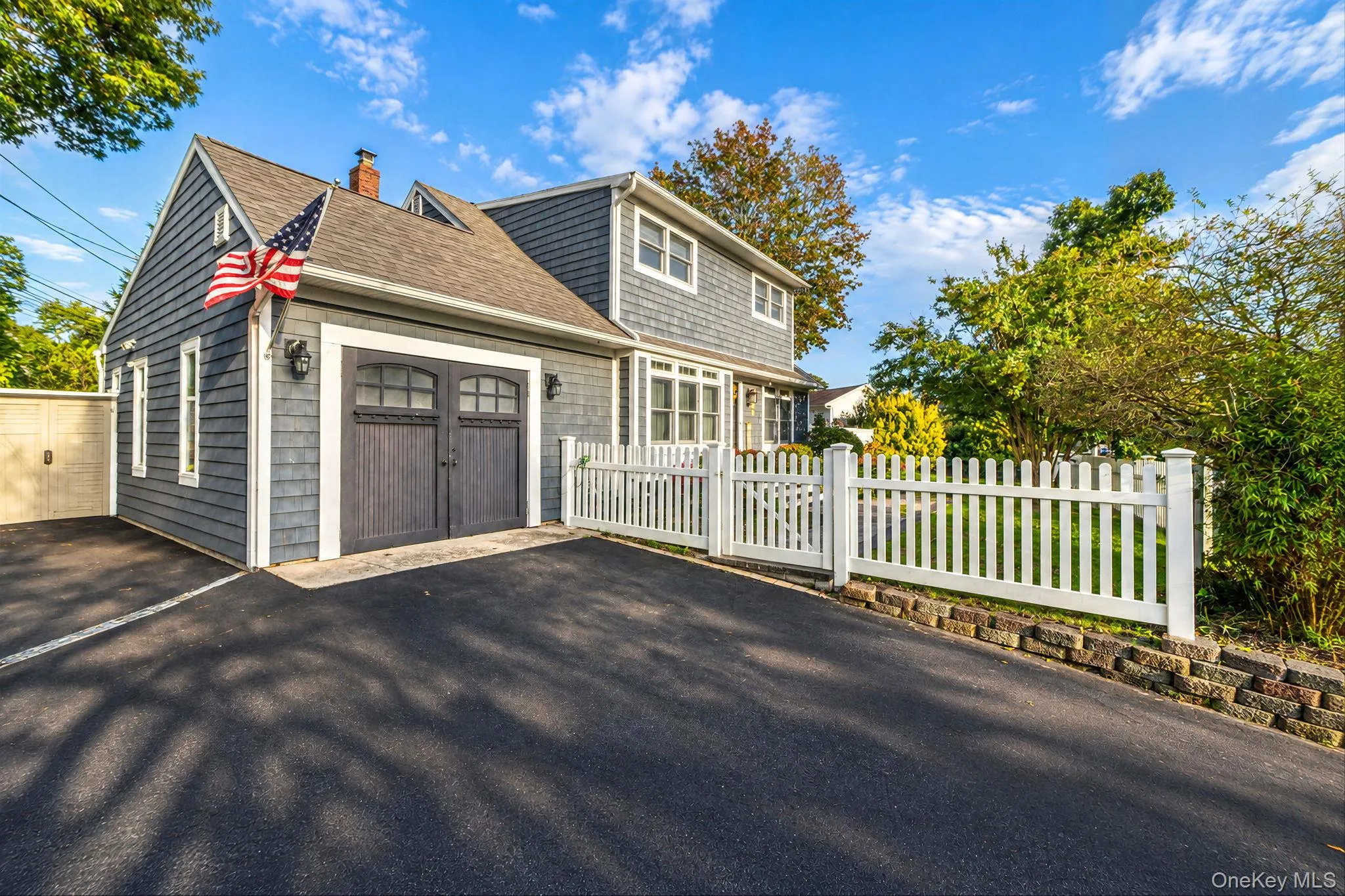 517 Waverly Avenue, Brookhaven, NY, 3 Bedrooms Bedrooms, 11 Rooms Rooms,2 BathroomsBathrooms,Residential,For Rent,Waverly,0,1061491 517 Waverly Avenue, Brookhaven, NY, 3 Bedrooms Bedrooms, 11 Rooms Rooms,2 BathroomsBathrooms,Residential,For Rent,Waverly,0,1061491