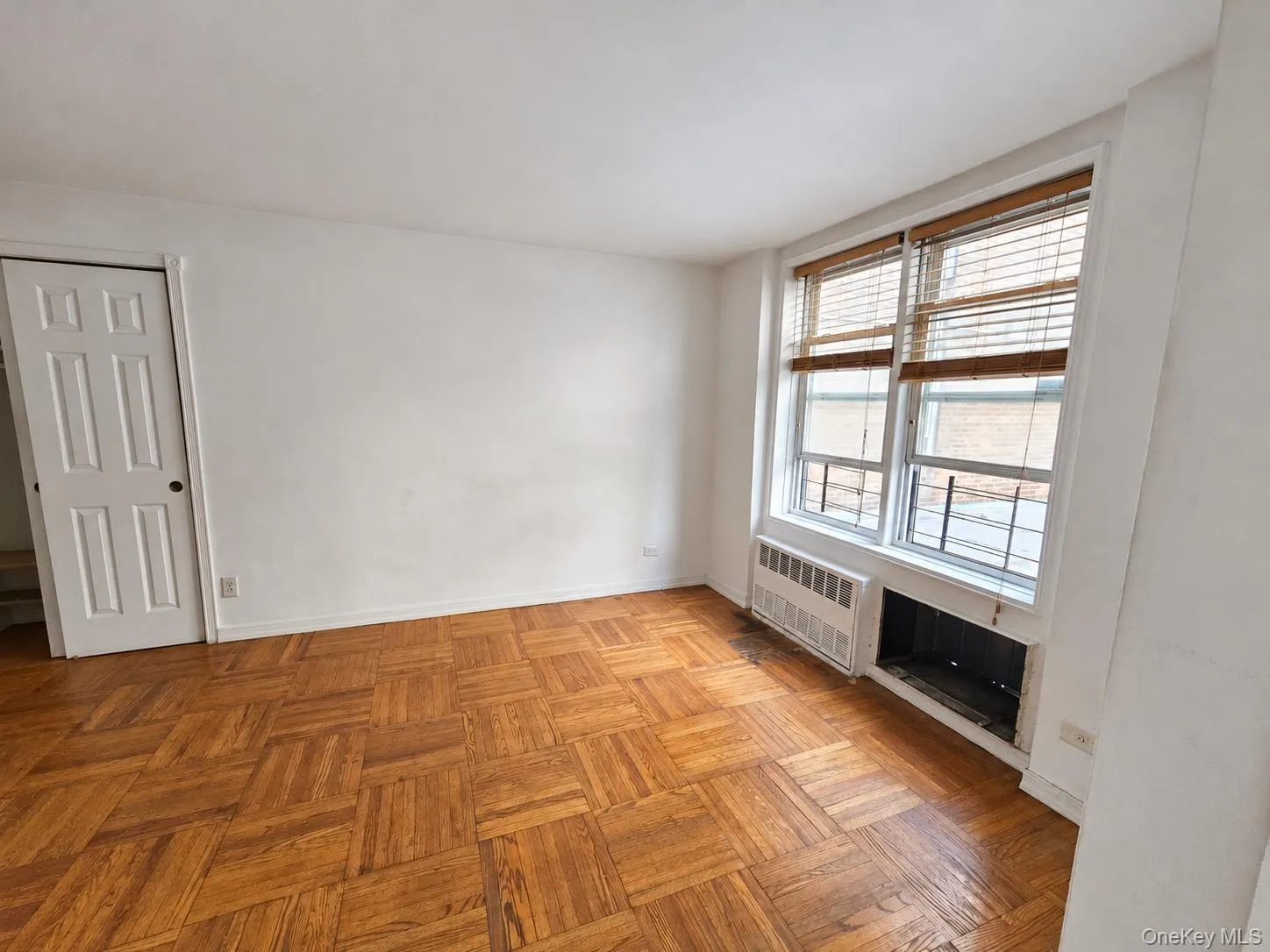 1332 Metropolitan Avenue, New York, NY, 3 Rooms Rooms,1 BathroomBathrooms,Residential,For Rent,Metropolitan,0,1061506 1332 Metropolitan Avenue, New York, NY, 3 Rooms Rooms,1 BathroomBathrooms,Residential,For Rent,Metropolitan,0,1061506