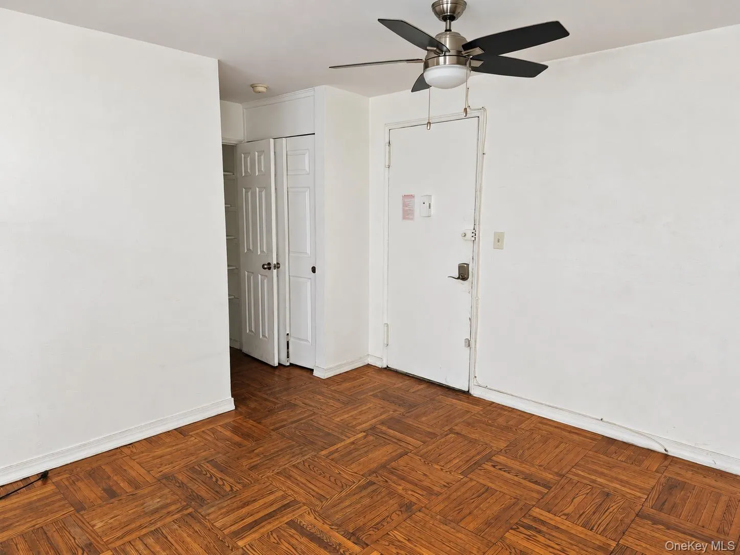 1332 Metropolitan Avenue, New York, NY, 3 Rooms Rooms,1 BathroomBathrooms,Residential,For Rent,Metropolitan,0,1061506 1332 Metropolitan Avenue, New York, NY, 3 Rooms Rooms,1 BathroomBathrooms,Residential,For Rent,Metropolitan,0,1061506