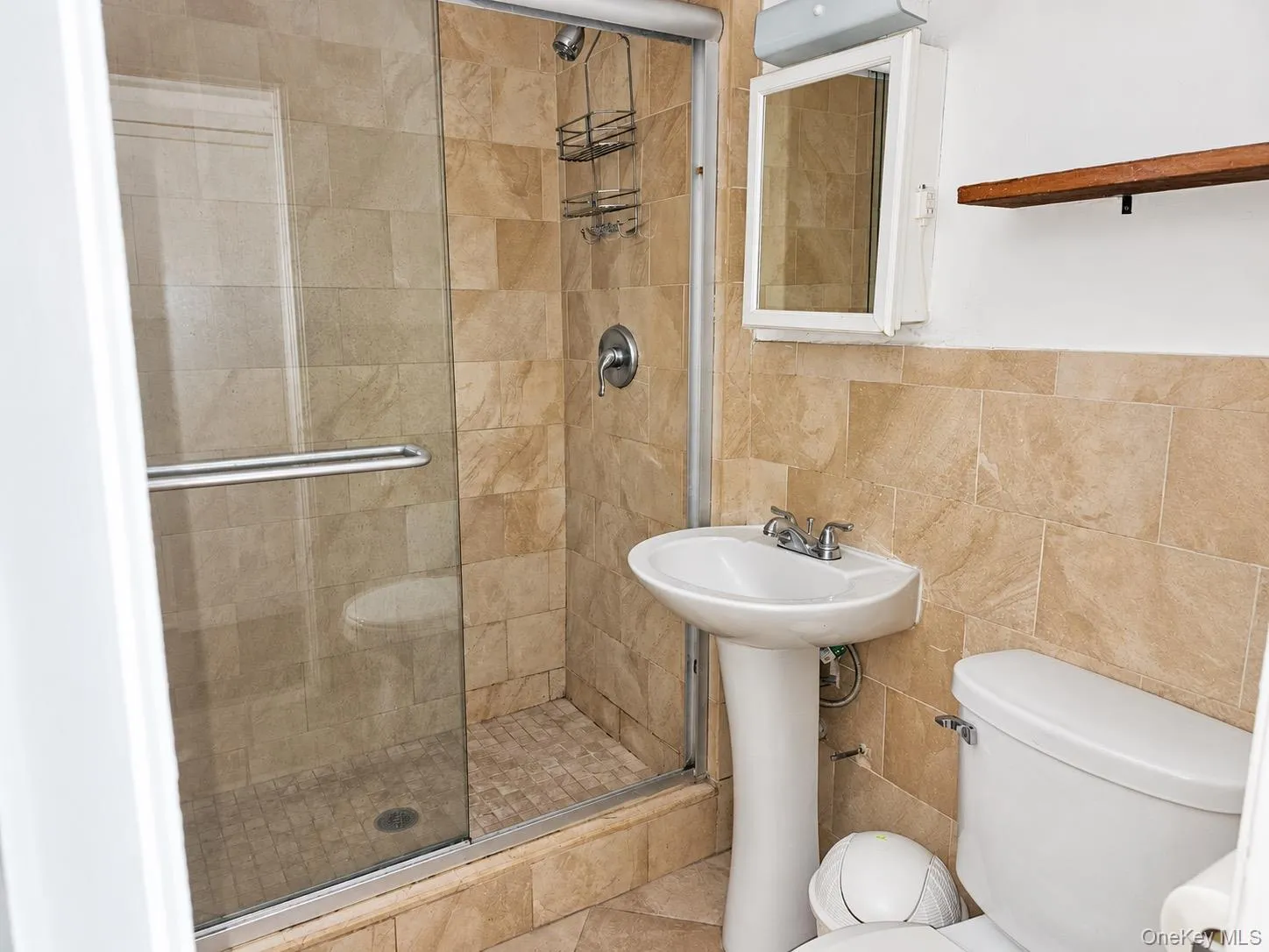 1332 Metropolitan Avenue, New York, NY, 3 Rooms Rooms,1 BathroomBathrooms,Residential,For Rent,Metropolitan,0,1061506 1332 Metropolitan Avenue, New York, NY, 3 Rooms Rooms,1 BathroomBathrooms,Residential,For Rent,Metropolitan,0,1061506