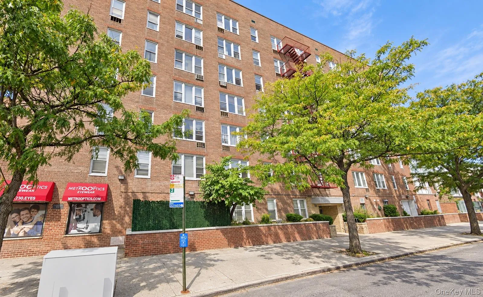 1332 Metropolitan Avenue, New York, NY, 3 Rooms Rooms,1 BathroomBathrooms,Residential,For Rent,Metropolitan,0,1061506 1332 Metropolitan Avenue, New York, NY, 3 Rooms Rooms,1 BathroomBathrooms,Residential,For Rent,Metropolitan,0,1061506