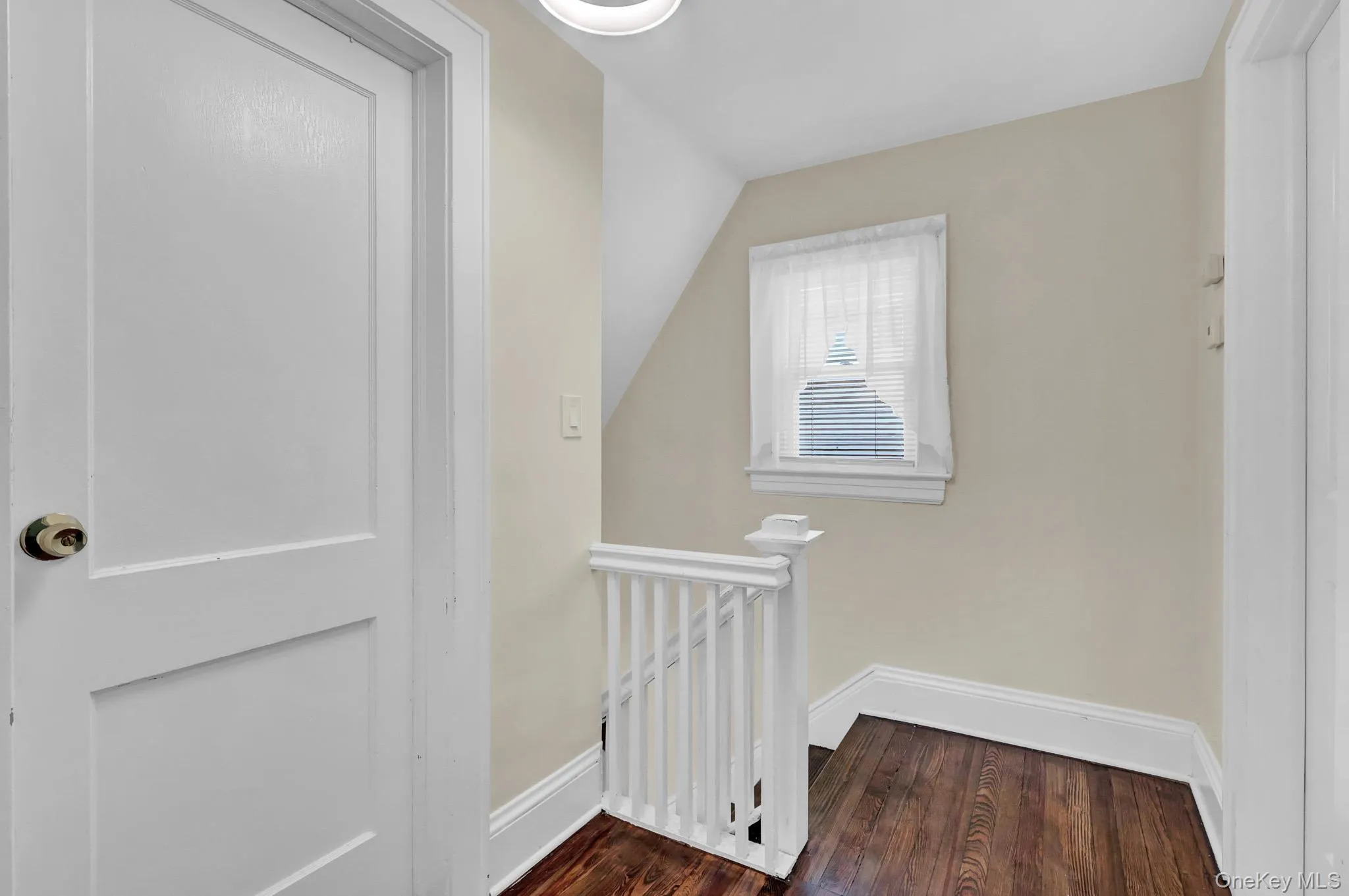 44 Brooks Avenue, Hempstead, NY, 2 Bedrooms Bedrooms, 5 Rooms Rooms,1 BathroomBathrooms,Residential,For Rent,Brooks,0,1061508 44 Brooks Avenue, Hempstead, NY, 2 Bedrooms Bedrooms, 5 Rooms Rooms,1 BathroomBathrooms,Residential,For Rent,Brooks,0,1061508