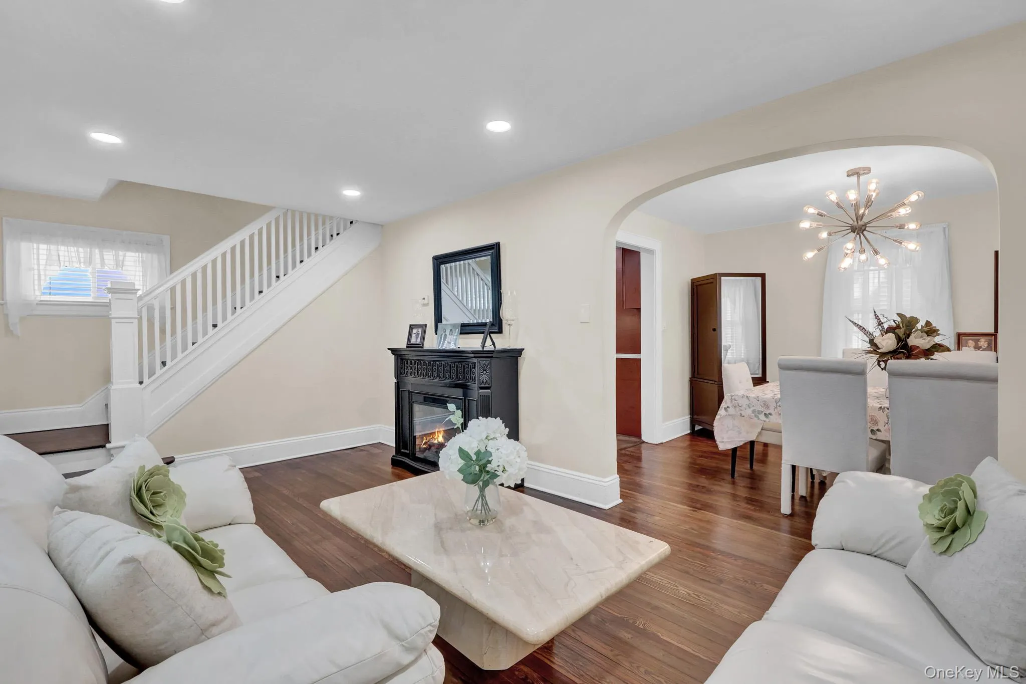 44 Brooks Avenue, Hempstead, NY, 2 Bedrooms Bedrooms, 5 Rooms Rooms,1 BathroomBathrooms,Residential,For Rent,Brooks,0,1061508 44 Brooks Avenue, Hempstead, NY, 2 Bedrooms Bedrooms, 5 Rooms Rooms,1 BathroomBathrooms,Residential,For Rent,Brooks,0,1061508