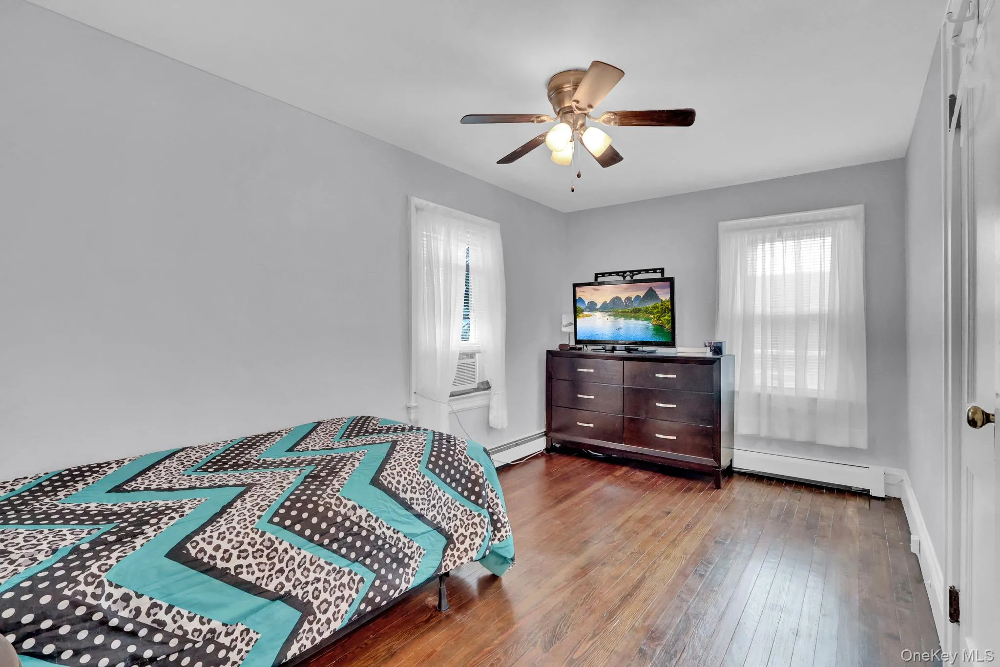 44 Brooks Avenue, Hempstead, NY, 2 Bedrooms Bedrooms, 5 Rooms Rooms,1 BathroomBathrooms,Residential,For Rent,Brooks,0,1061508 44 Brooks Avenue, Hempstead, NY, 2 Bedrooms Bedrooms, 5 Rooms Rooms,1 BathroomBathrooms,Residential,For Rent,Brooks,0,1061508